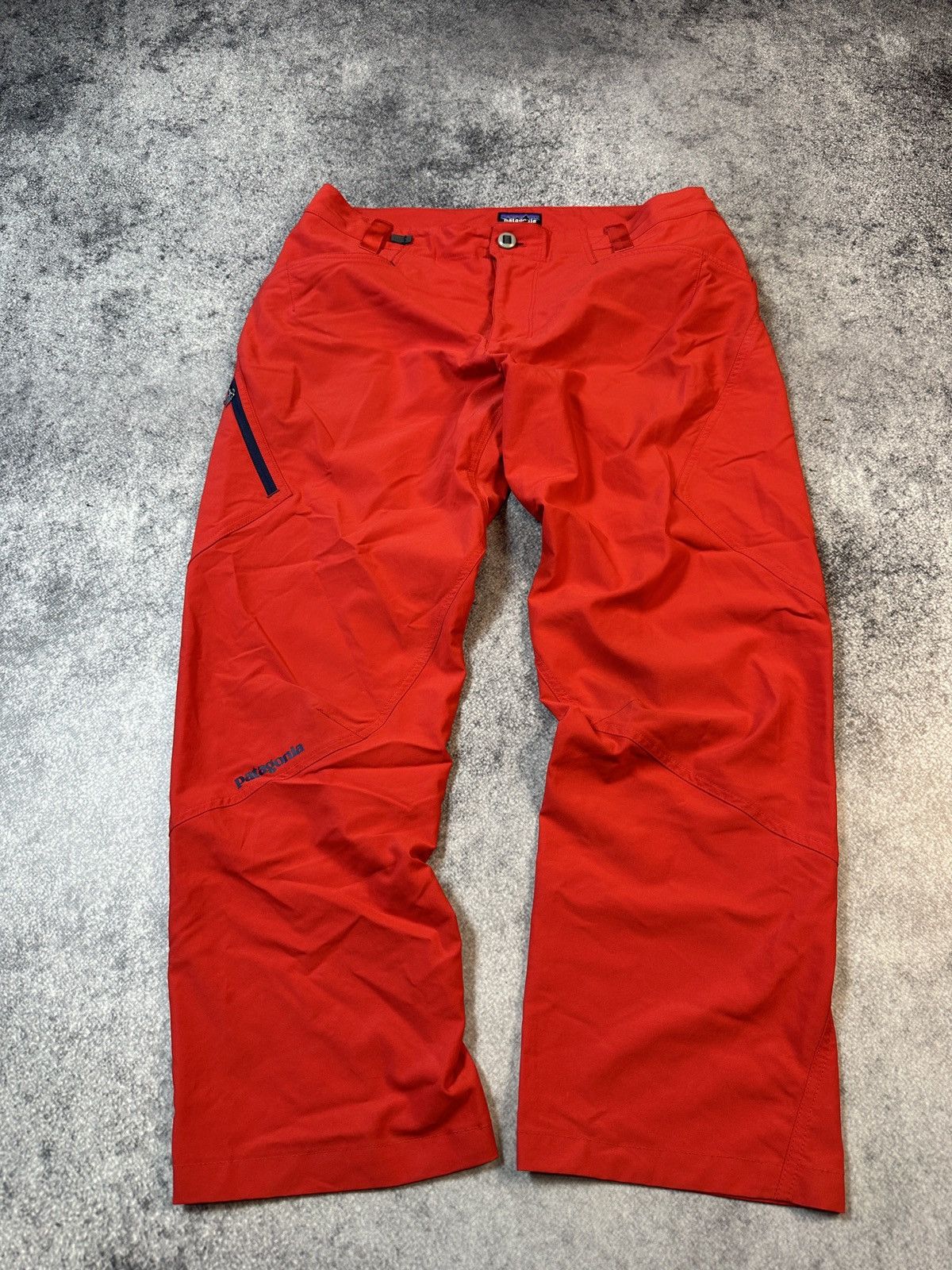 Patagonia Patagonia Logo Pants Red Outdoor Streetwear Rare Casual L Size US 34 / EU 50 - 1 Thumbnail