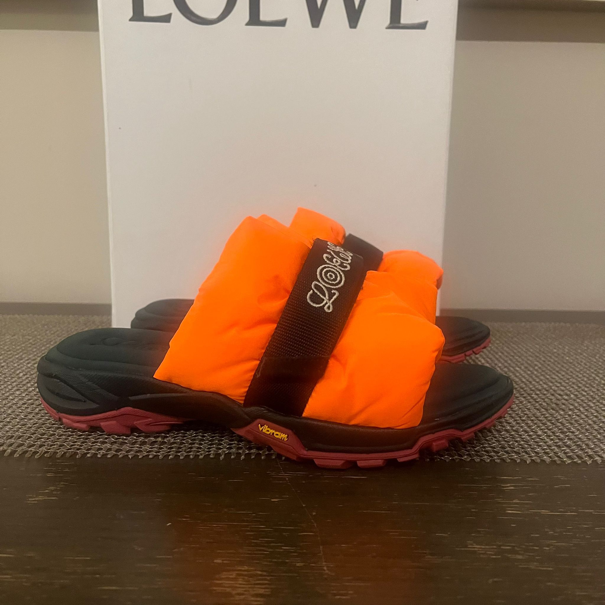 Loewe Pleated Slides in Neon Orange Size US 8 / EU 41 - 10 Thumbnail