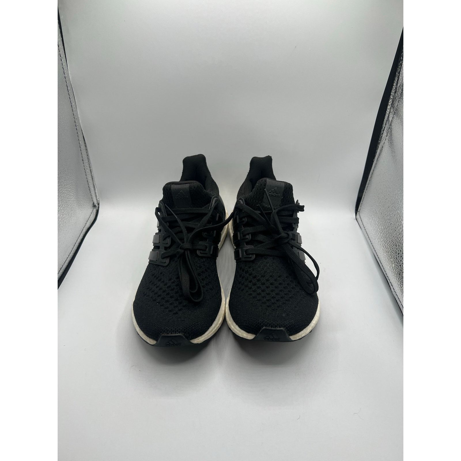 Adidas Adidas UltraBoost 1.0 J “Double Black” size 5y/6.5 women’s Size US 5 / EU 37 - 2 Thumbnail