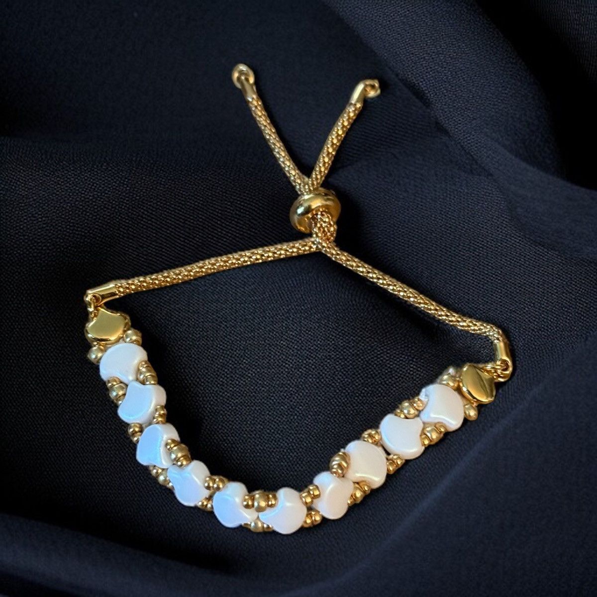 Other Gold tone opalescent glass bead bolo bracelet Size ONE SIZE - 1 Thumbnail