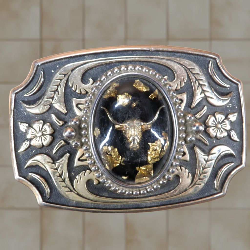 Vintage VTG cowboy rodeo Gold Flake Skull Longhorn Cattle Bull Belt Buckle Size ONE SIZE - 1 Thumbnail
