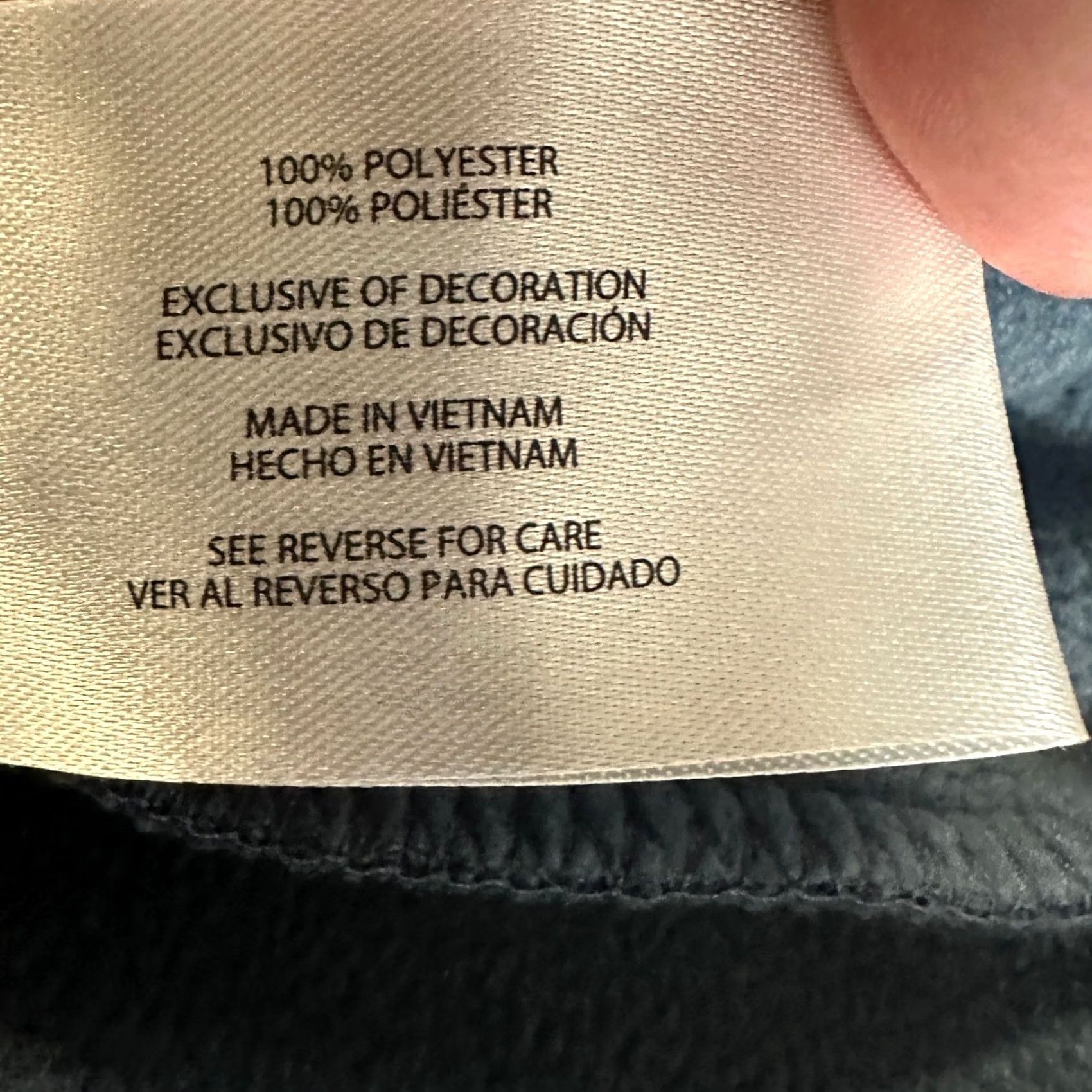 Eddie Bauer VINTAGE? No. Eddie Bauer Mens Fleece Sweater XL Blue Quarter Snap Pockets Sweatshirt NEW Size US XL / EU 56 / 4 - 5 Thumbnail