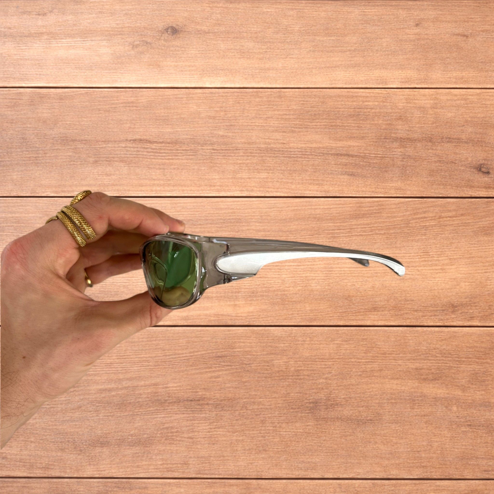 Japanese Brand Cool reflective wrap sunglasses in silver with green lens. Size ONE SIZE - 4 Thumbnail