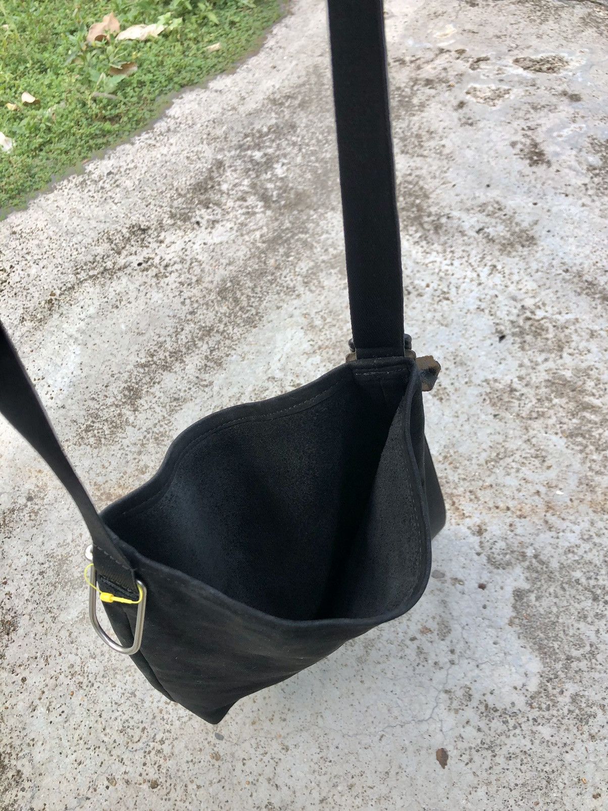 Handmade × Leather LEATHER SLINGBAG Size ONE SIZE - 3 Thumbnail