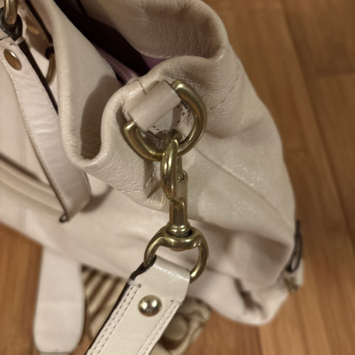 Coach Coach | Vintage Ashley Cream Leather Caryall Top Handle Size ONE SIZE - 12 Thumbnail