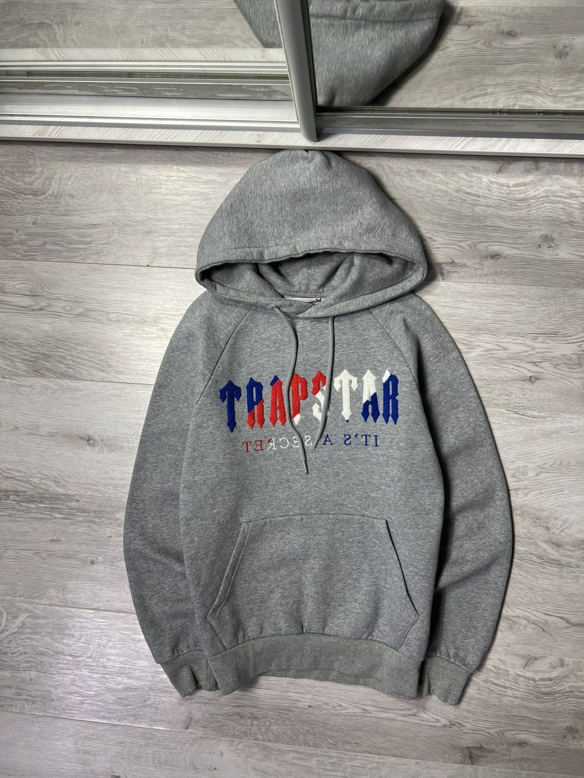 Trapstar London Rare Grey Chenille Trapstar London Tracksuit Hoodie + Pants Size US M / EU 48-50 / 2 - 3 Thumbnail