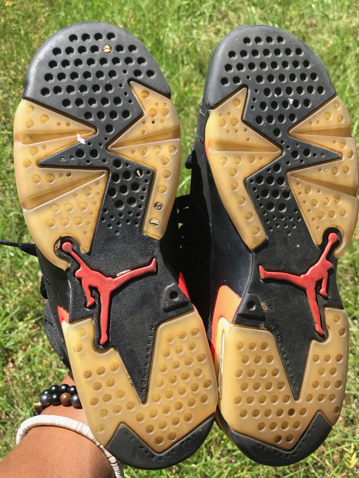 Jordan Brand Air Jordan Retro 6 Black Infrared (2019) Size 5.5Y / 7 Wmns Size US 5.5 / EU 38 - 7 Thumbnail