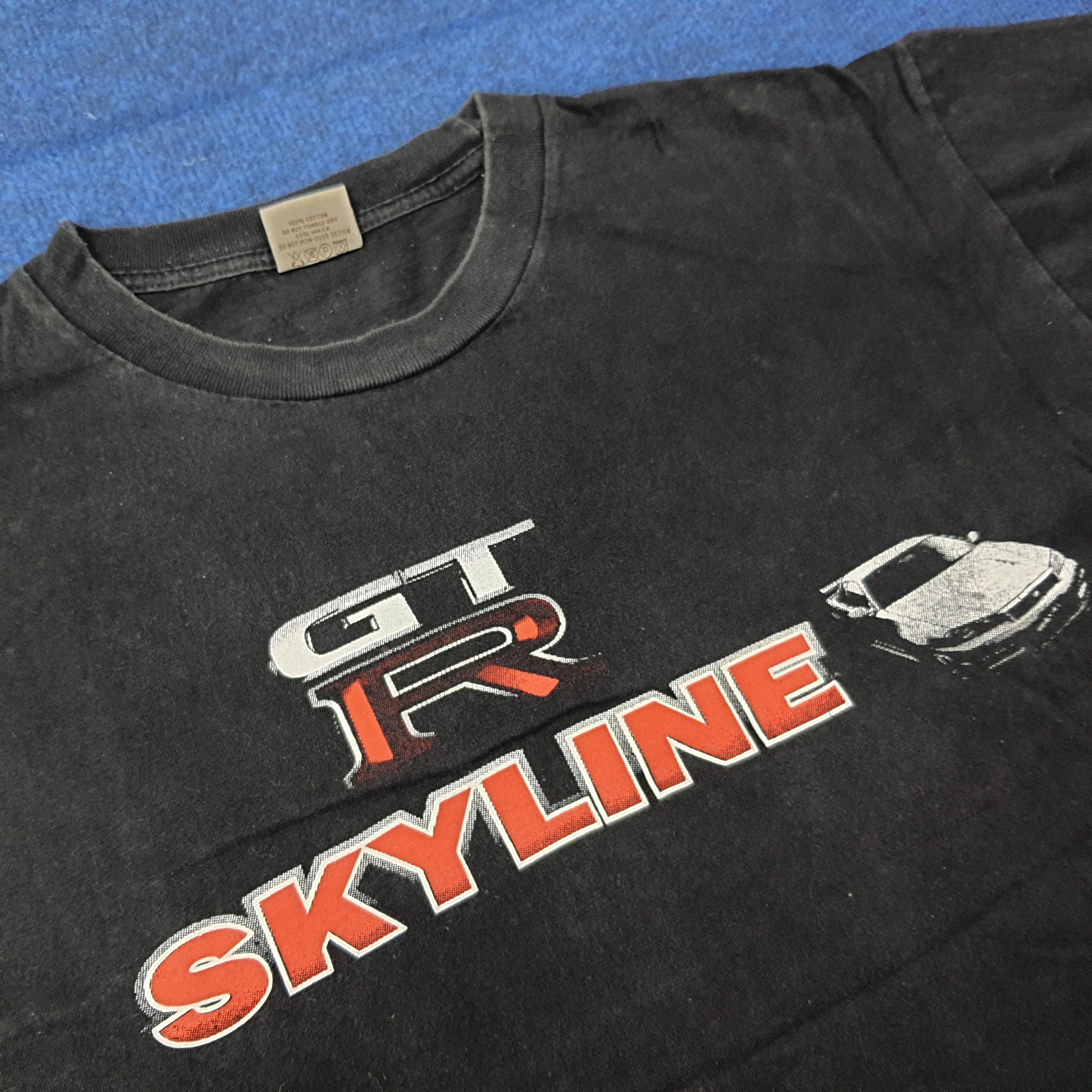 Vintage Vintage Nissan GTR Skyline Motorsports Tshirt C267N13 Size US XL / EU 56 / 4 - 4 Thumbnail