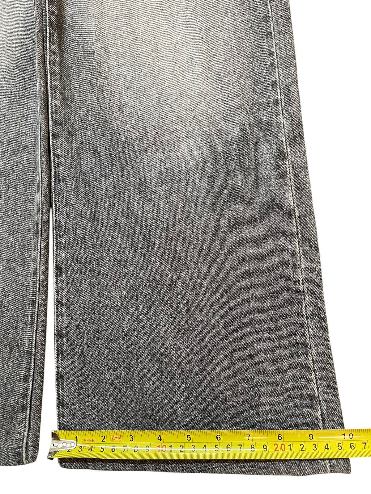 Uniqlo Vintage Japanese Uniqlo Faded Wash Style Baggy Jeans Size US 32 / EU 48 - 16 Thumbnail