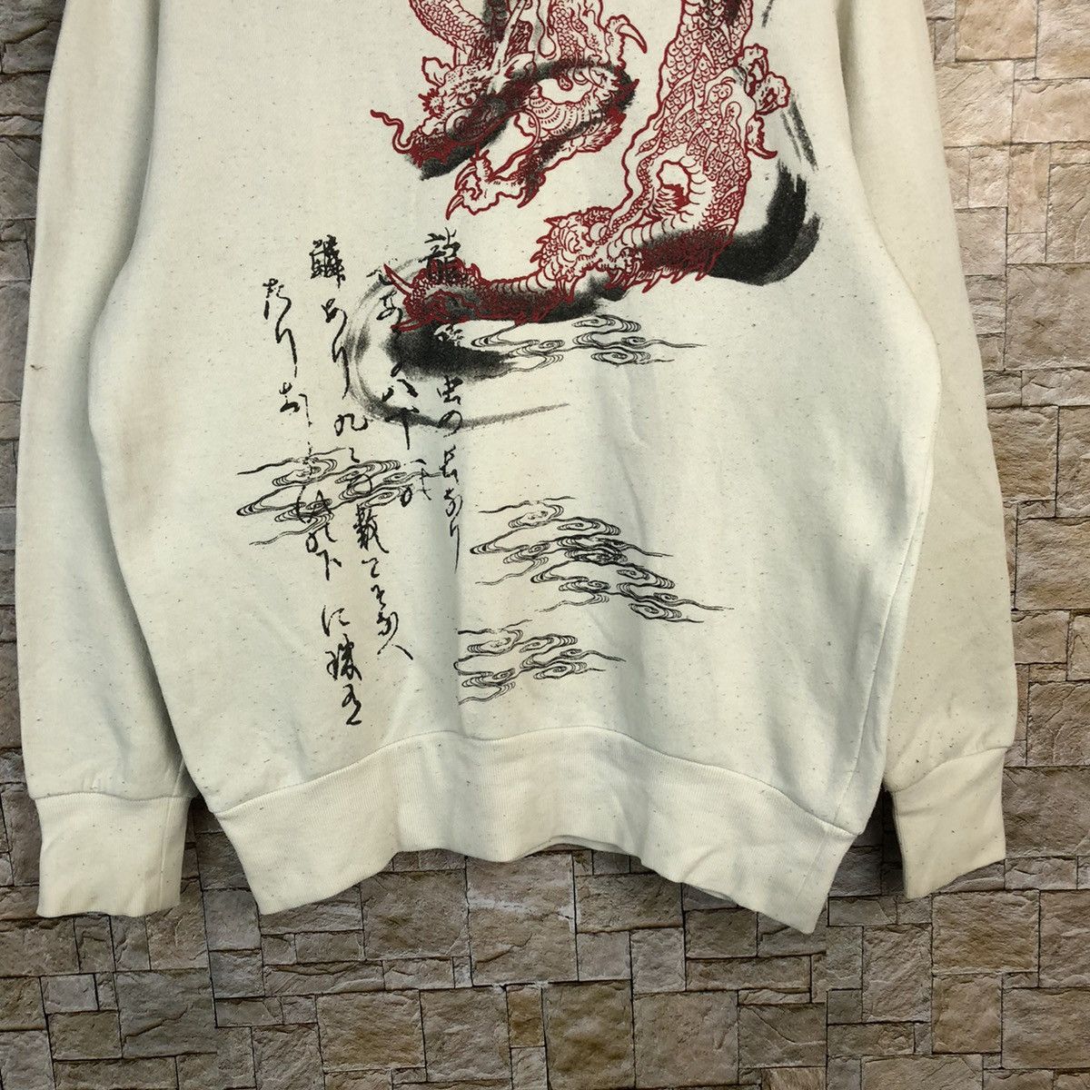 Japanese Brand Japan Dragon vintage White Sweatshirt #A792 Size US M / EU 48-50 / 2 - 3 Thumbnail