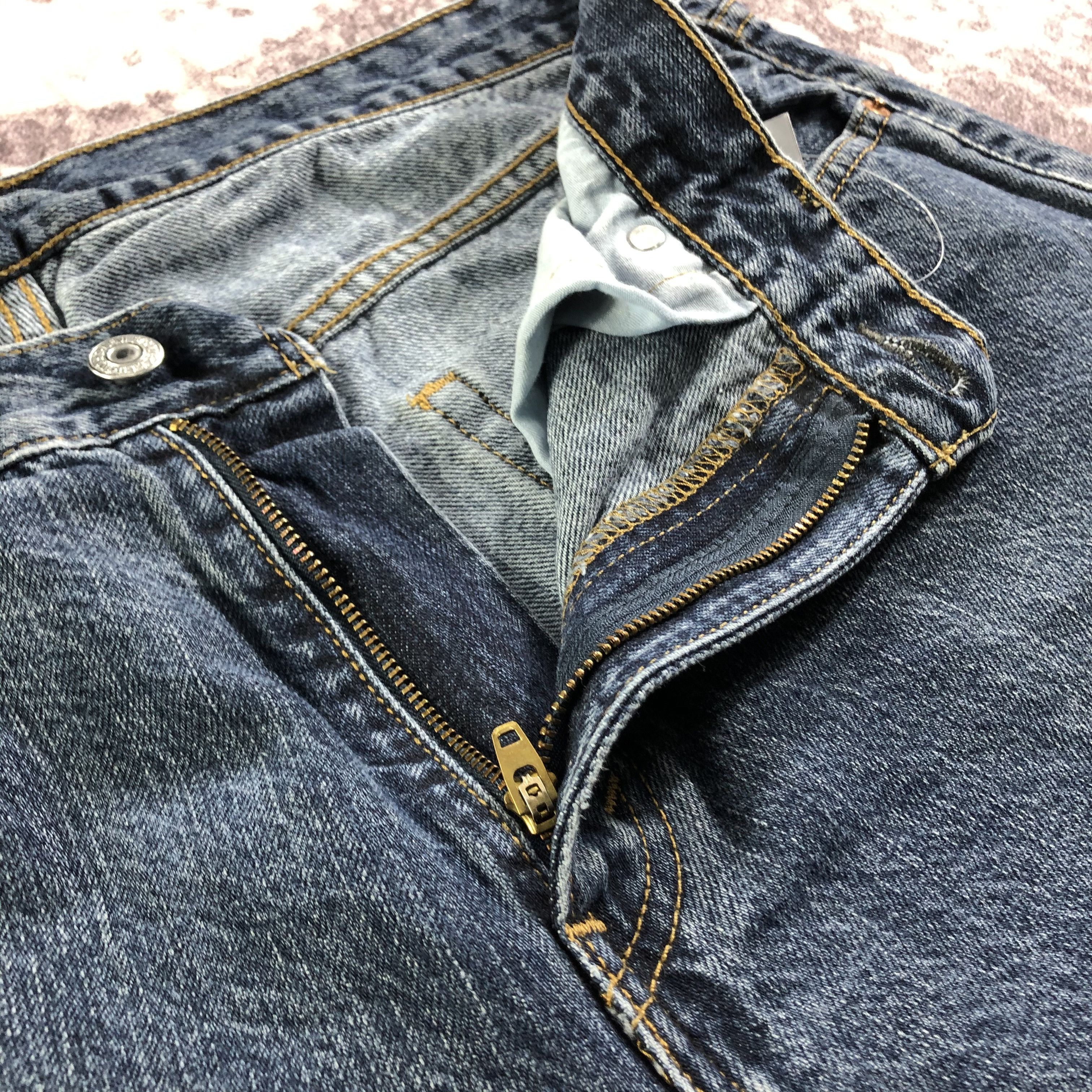 Levi's × Vintage Vintage Blue Wash Levis 559 Jeans-JM3458 Size 35" - 7 Thumbnail
