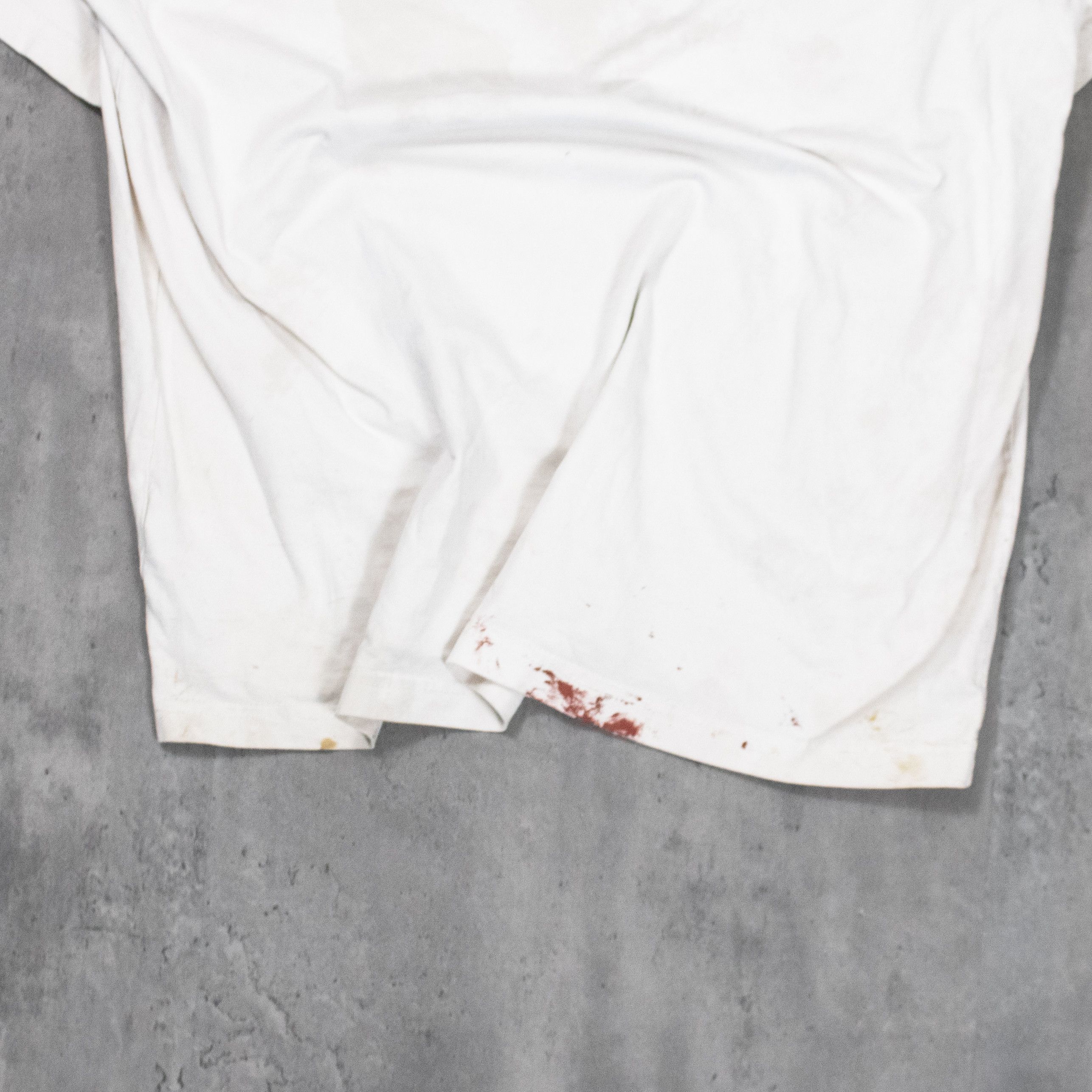 Jimi Hendrix Y2K 2000's 00's Jimi Hendrick Faced Thrashed White T-Shirt Size US L / EU 52-54 / 3 - 5 Thumbnail
