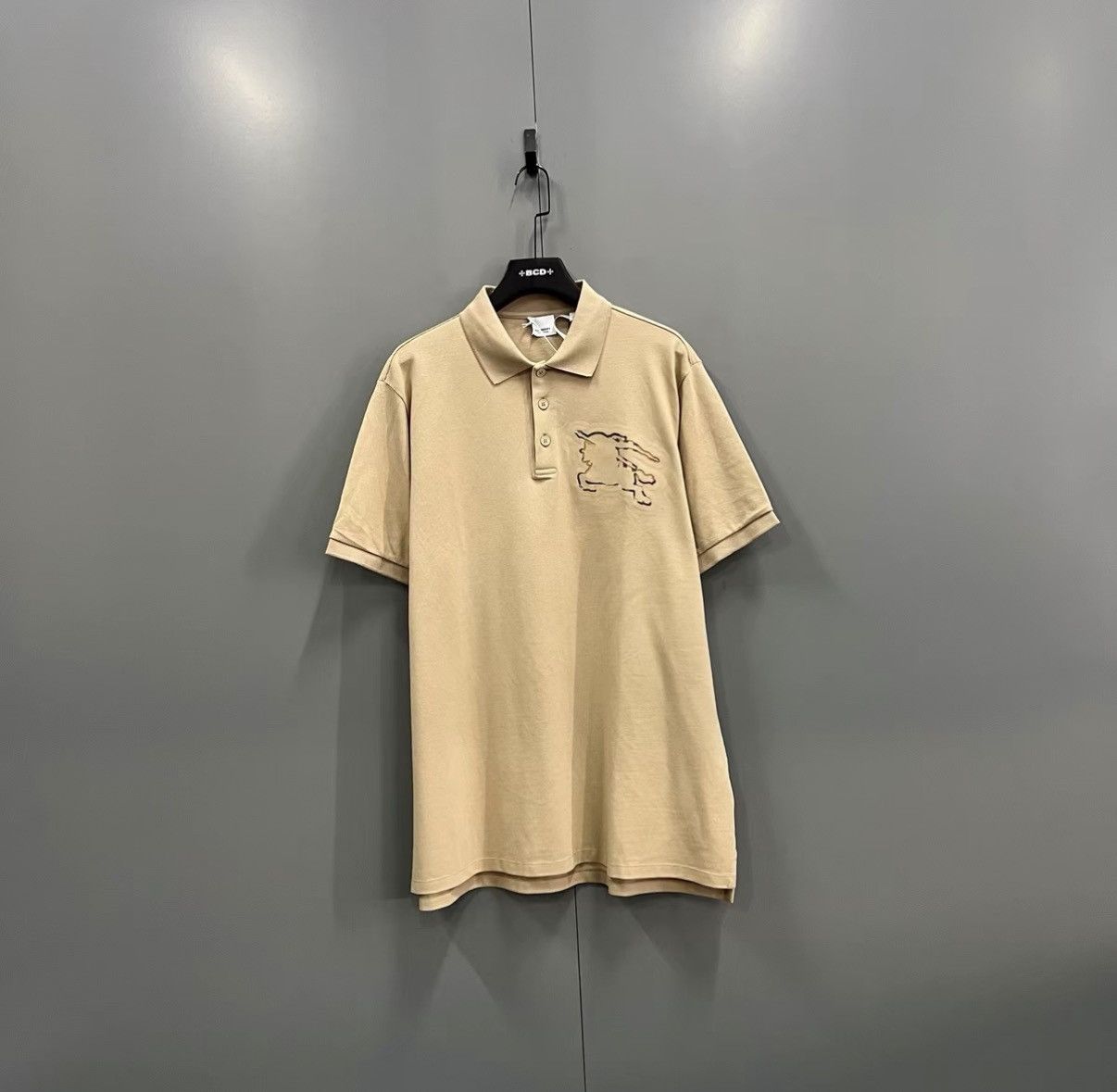 Burberry Burberry Khaki Equestrian Knight Short Sleeve Polo Shirt J41 Size US XL / EU 56 / 4 - 1 Thumbnail