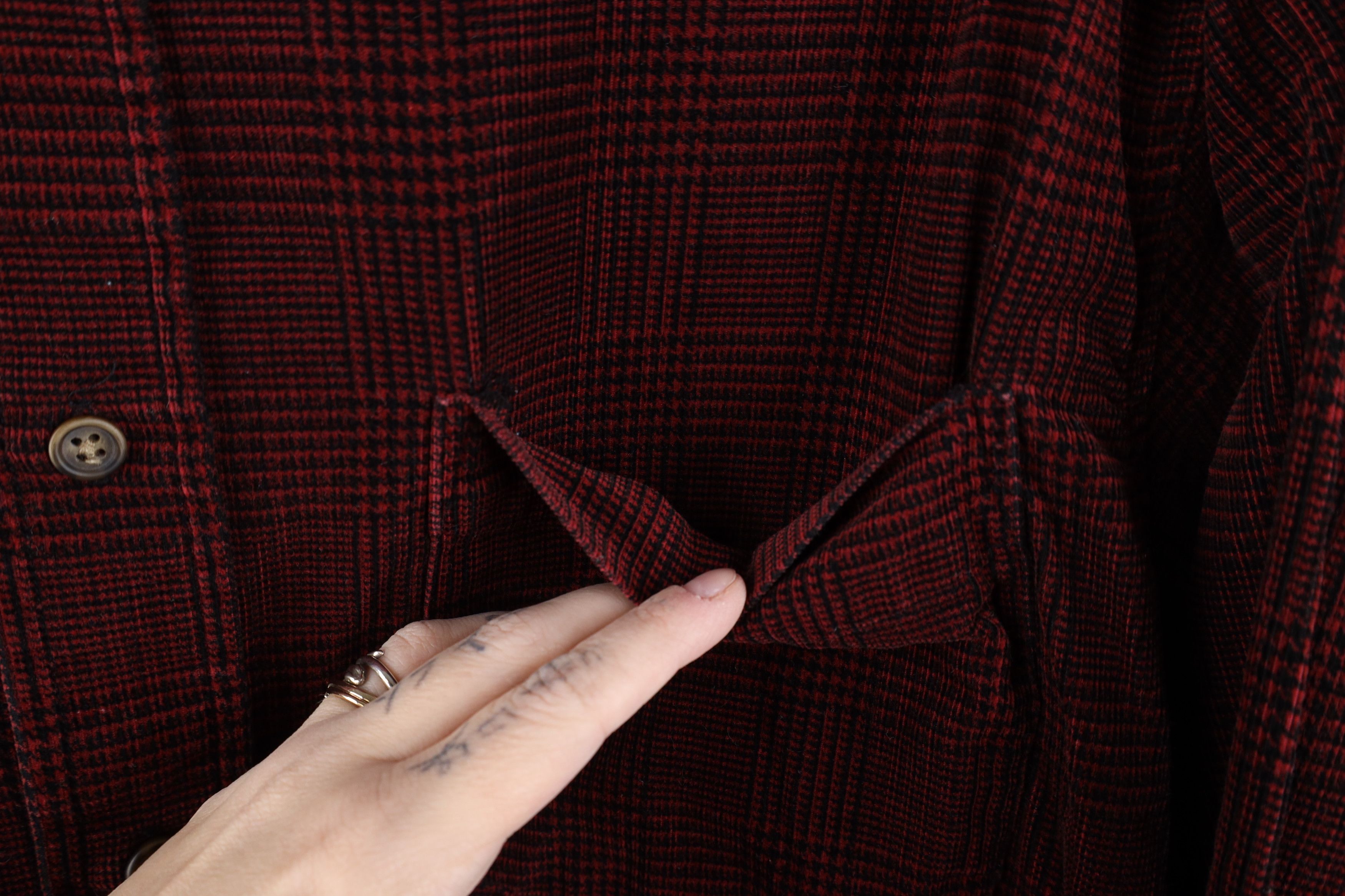 Vintage Vintage 90s Streetwear Houndstooth Corduroy Button Shirt Size US XL / EU 56 / 4 - 6 Thumbnail