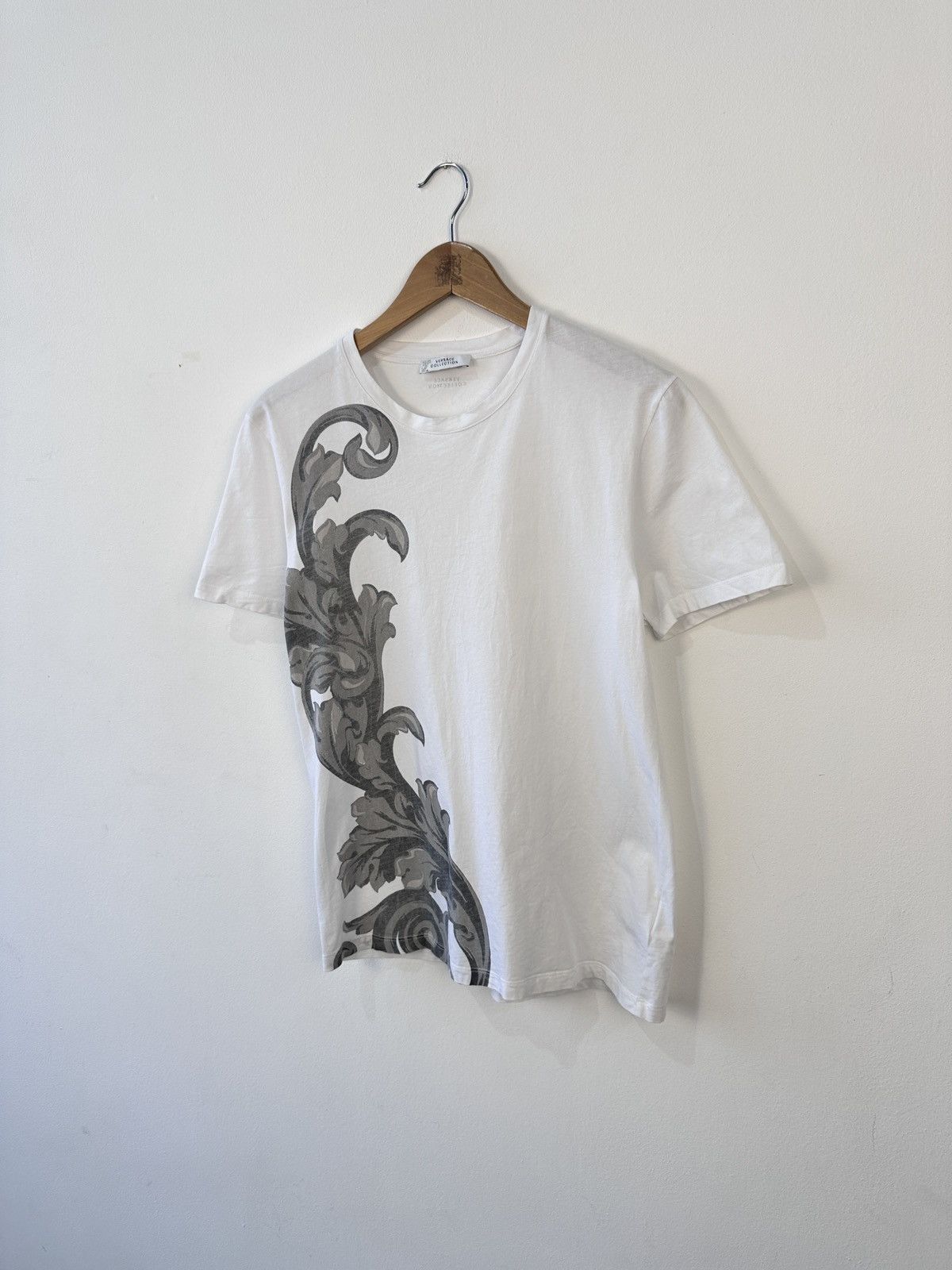 Versace Versace Collection T-Shirt Baroque Graphic Print Size S Size US S / EU 44-46 / 1 - 4 Thumbnail