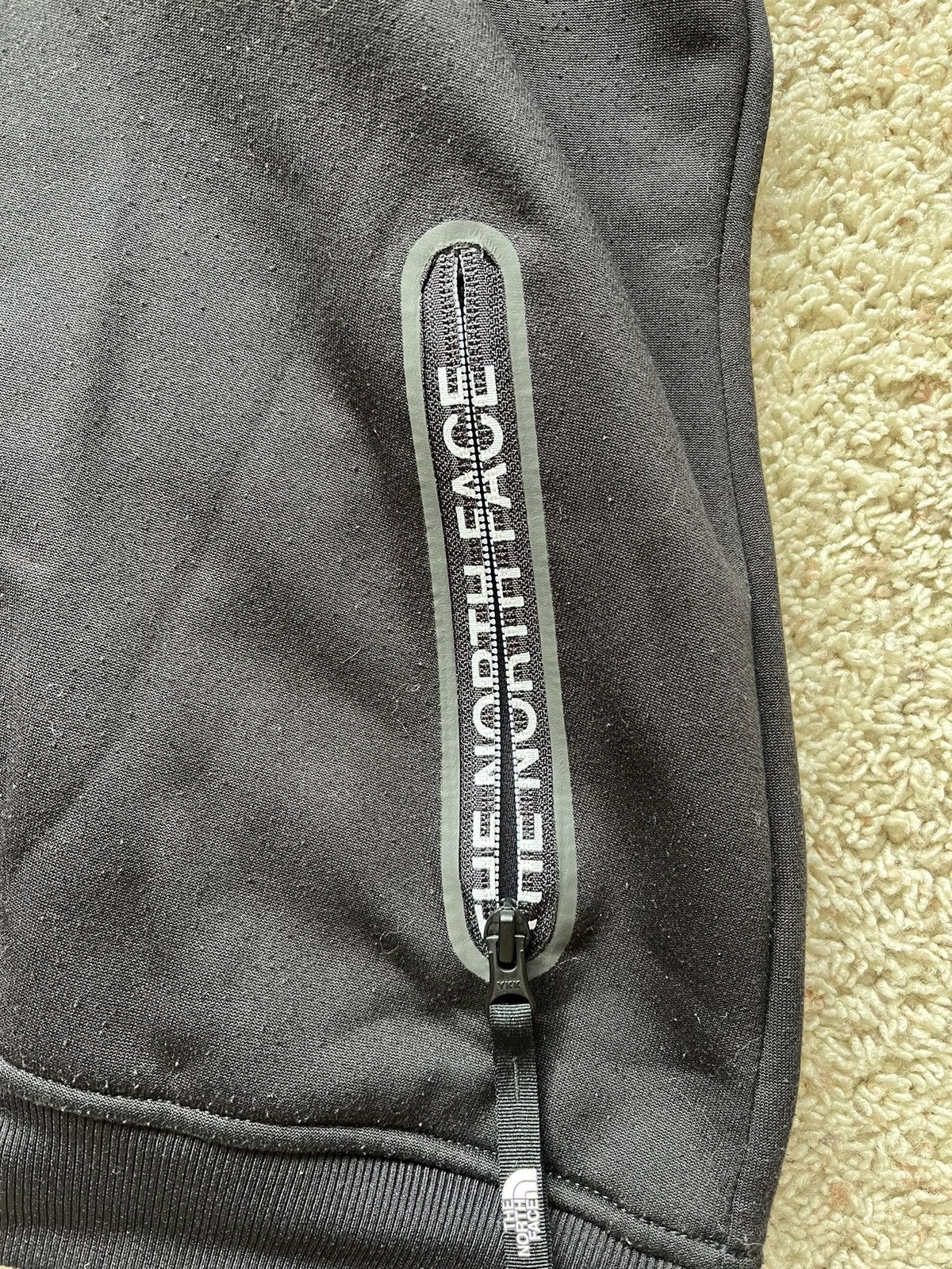 The North Face Size L - The North Face Hoodie 📦FAST SHIPPING📦 Size L / US 10 / IT 46 - 3 Thumbnail
