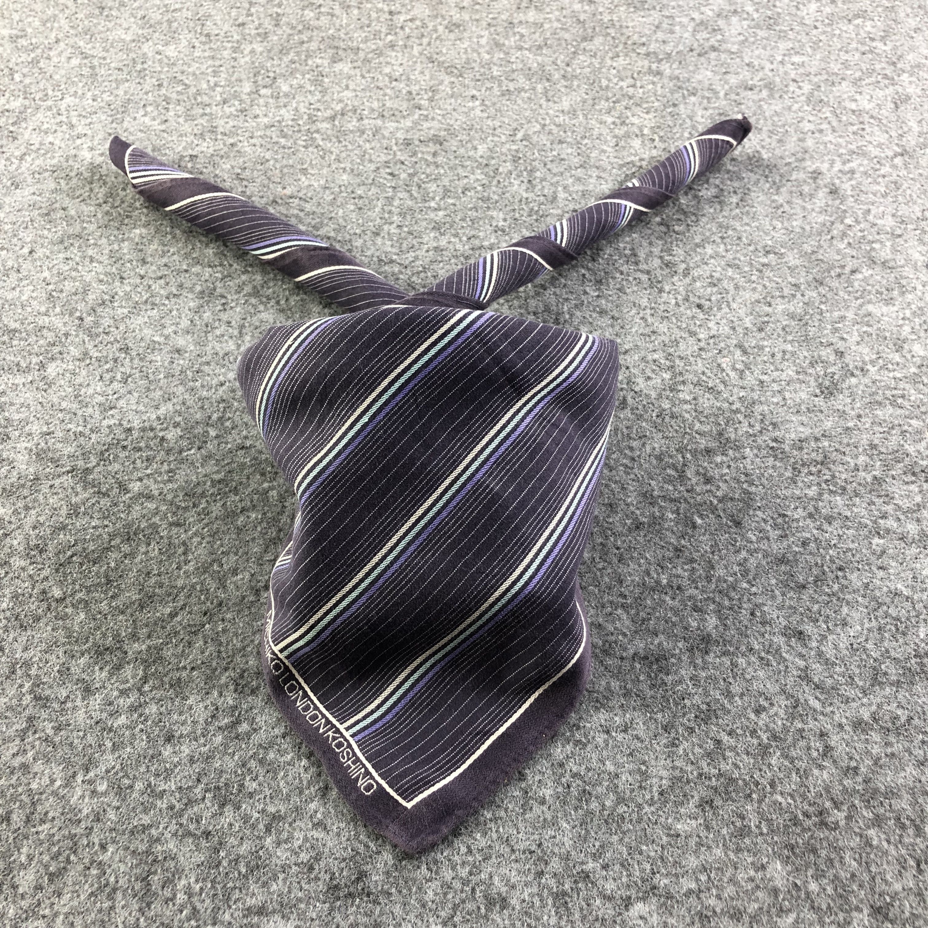 Michiko Koshino London × Vintage Michiko Koshino Handkerchief Neckerchief Bandana H2252 Size ONE SIZE - 1 Thumbnail