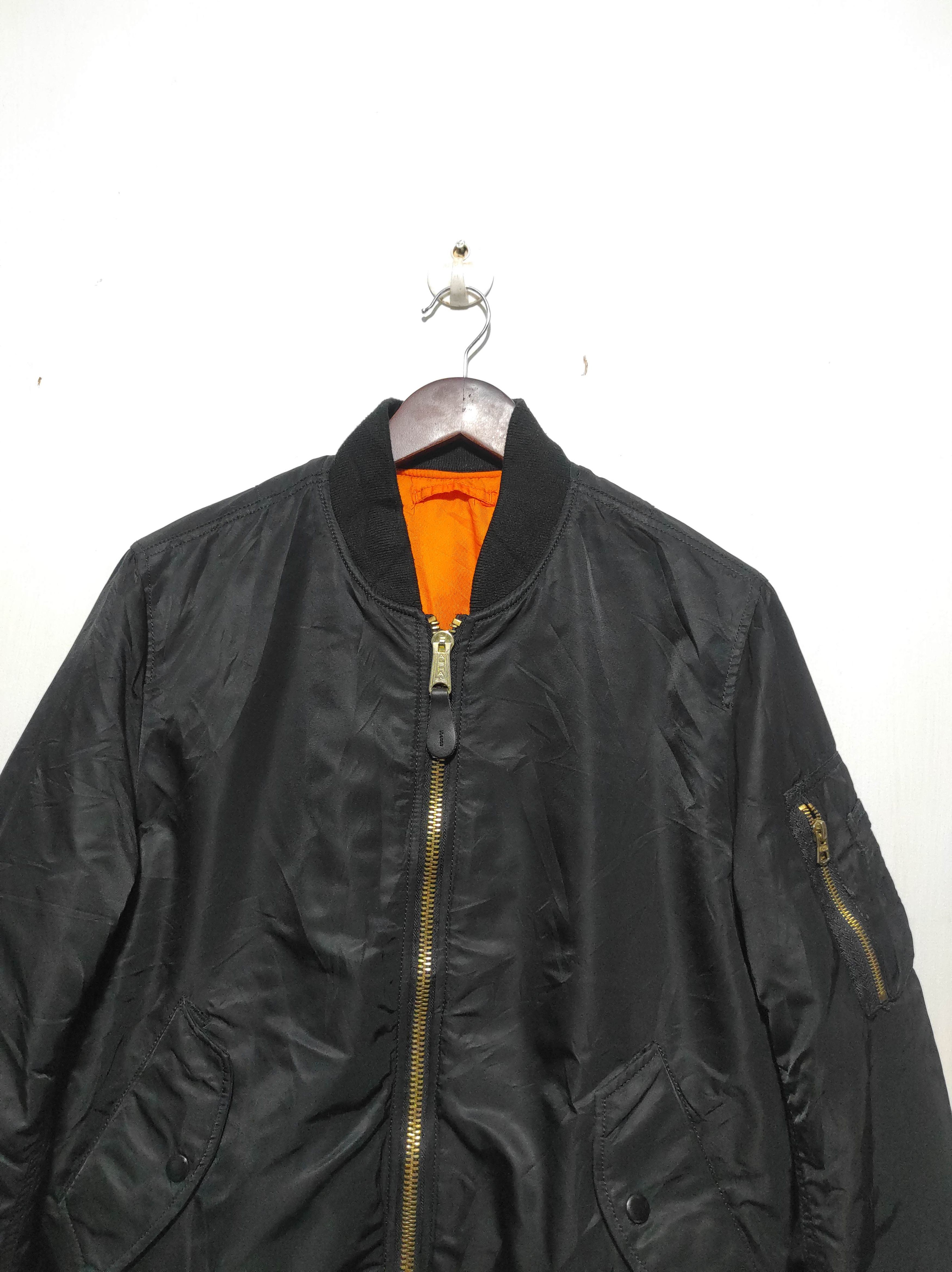 Vintage Alpha Industries Riversible MA-1 Bomber Jacket Black