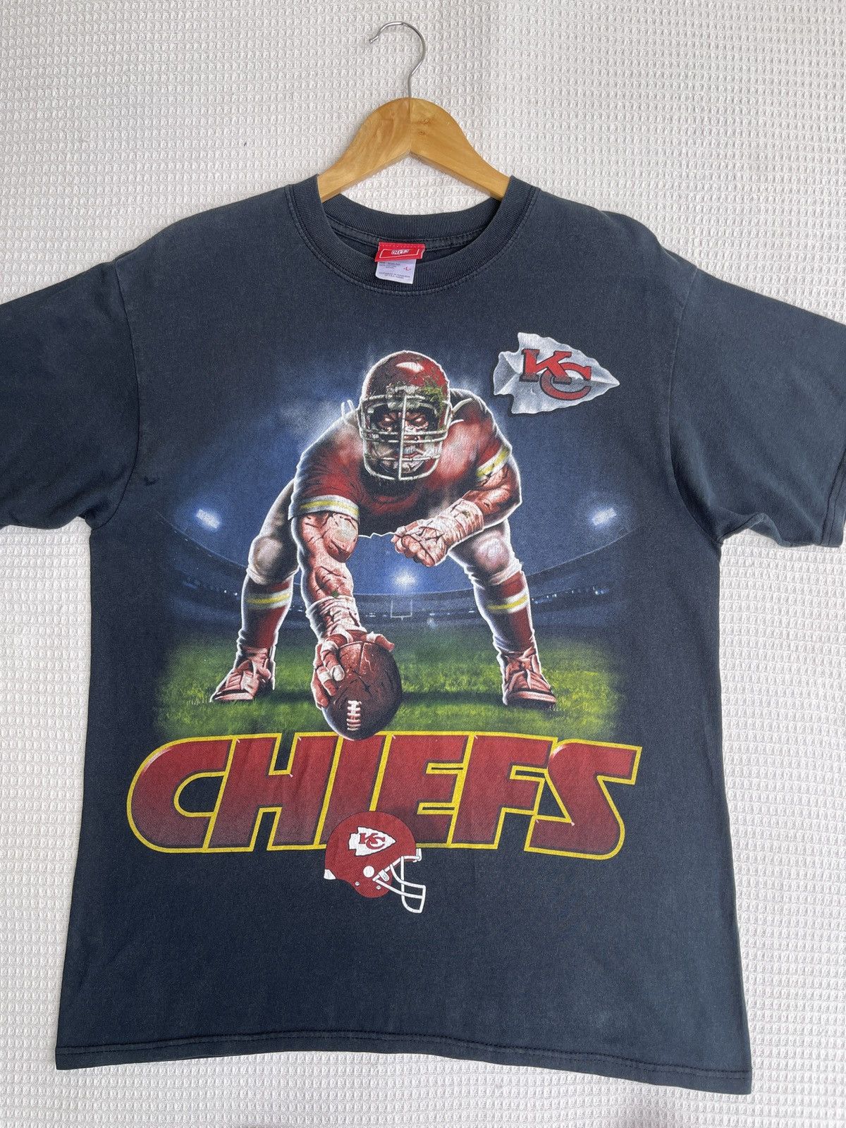 NFL Rare🔥Vintage Kansas City CHIEFS T Shirt Size US L / EU 52-54 / 3 - 9 Thumbnail