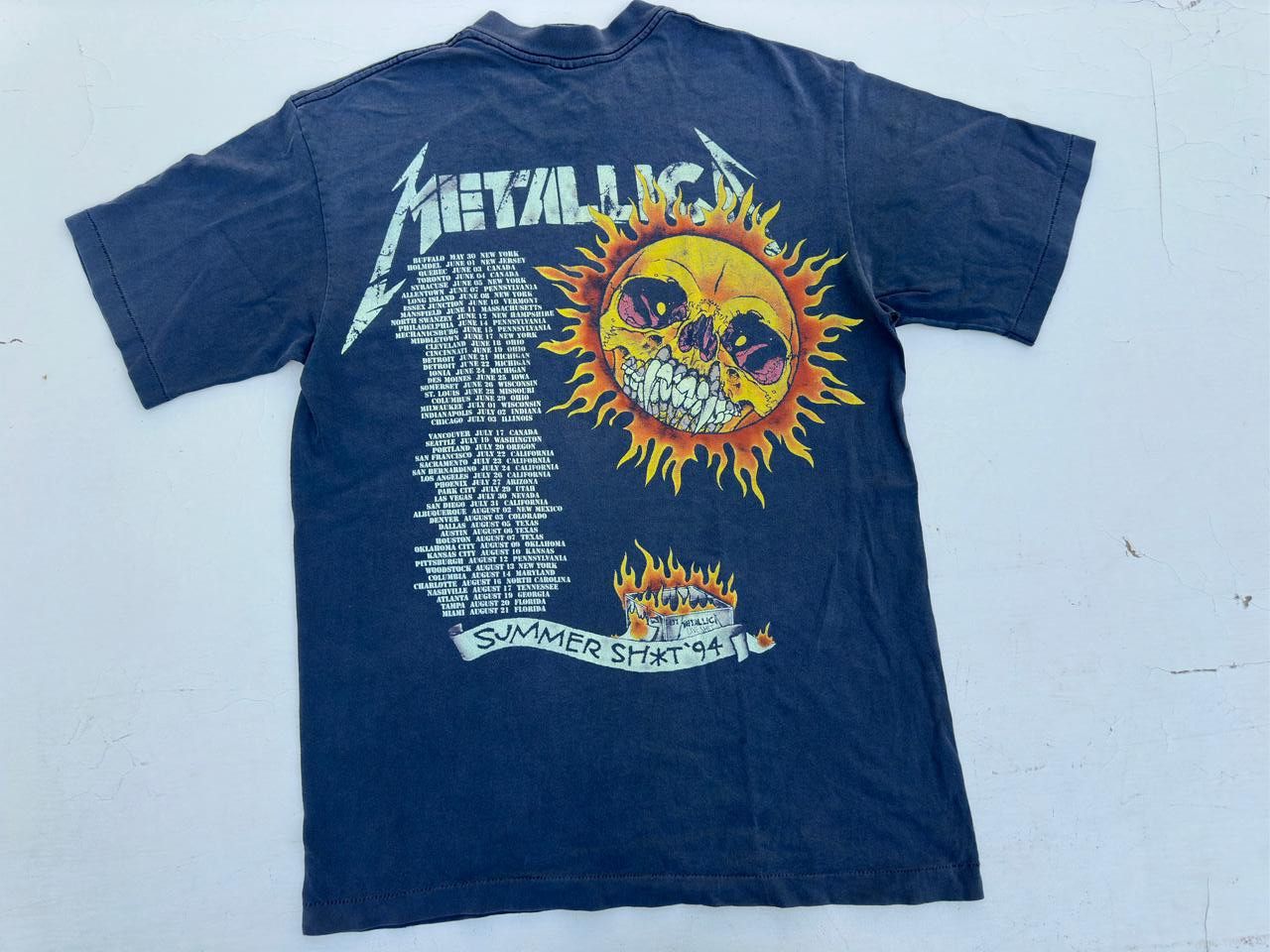 Metallica Vintage 1994 Metallica " Flaming skull Tour 94" T shirt Size US L / EU 52-54 / 3 - 7 Thumbnail