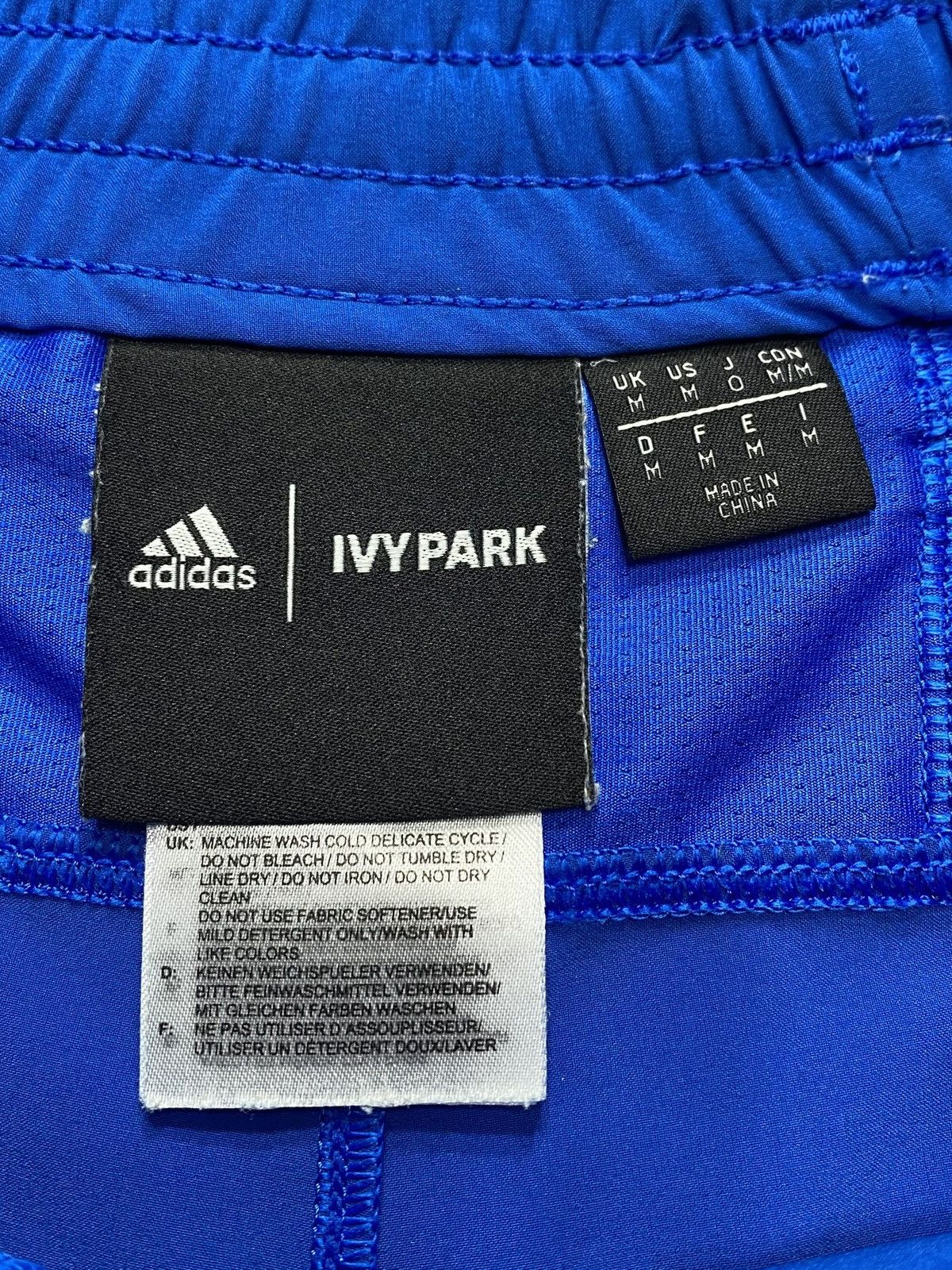 Adidas × Ivy Park Adidas Ivy Park Shorts Glory Blue Size US 32 / EU 48 - 4 Thumbnail