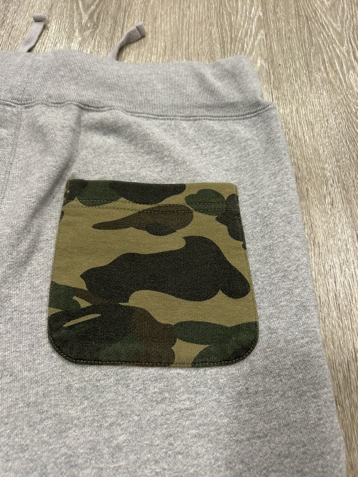 Bape A Bathing Ape Shark Slim Sweat Pants Size US 31 - 6 Thumbnail