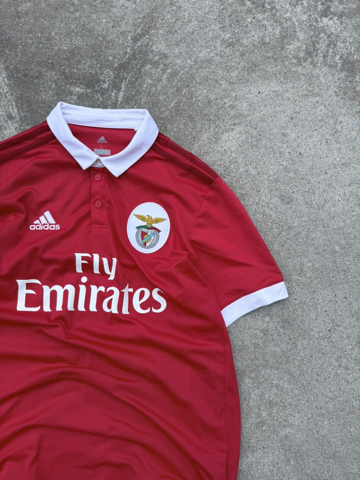 Adidas Vintage Adidas FC Benfica soccer streetwear football t-shirt Size US L / EU 52-54 / 3 - 6 Thumbnail