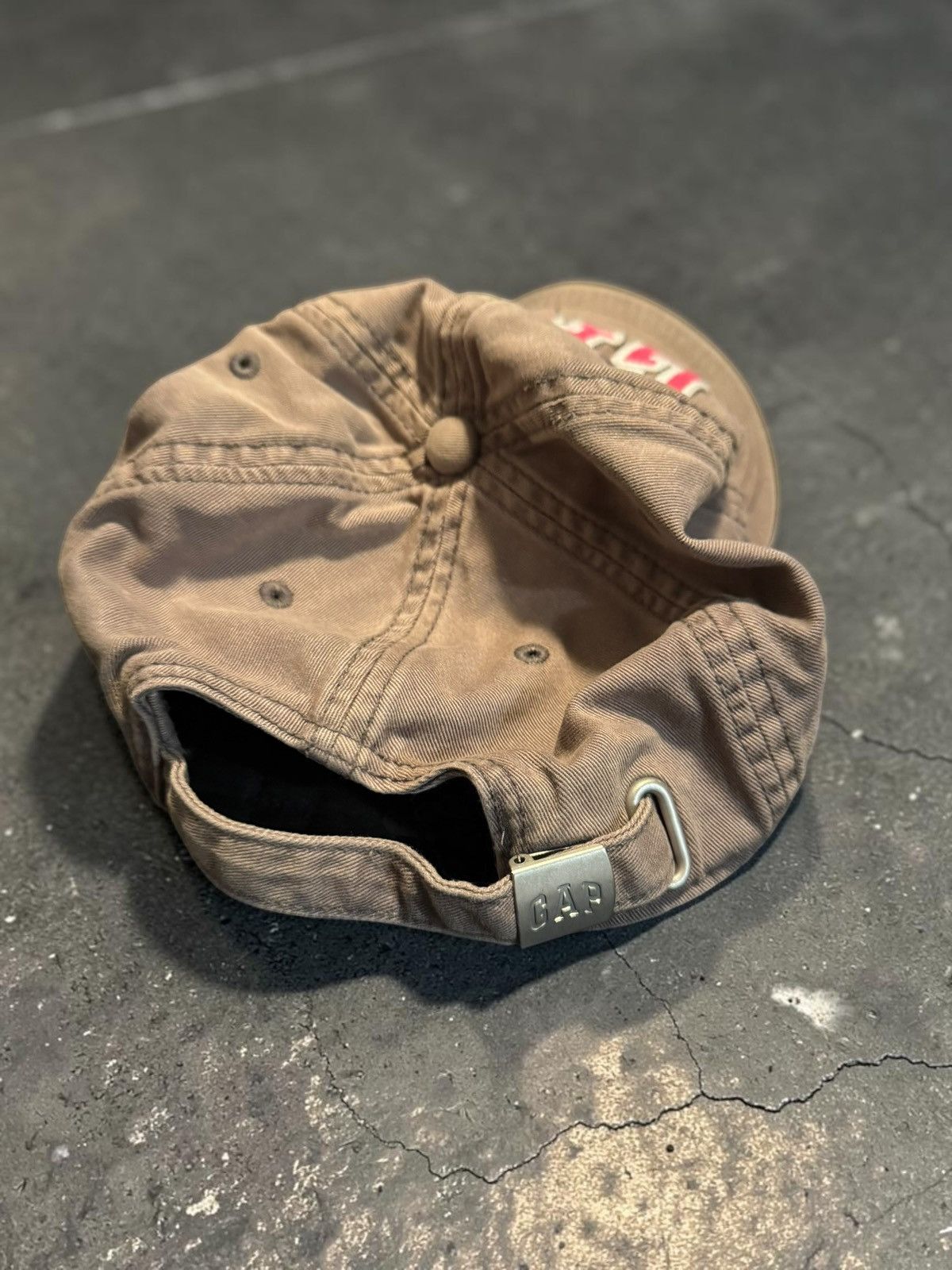Gap Vintage Faded Gap Hat Size ONE SIZE - 2 Thumbnail