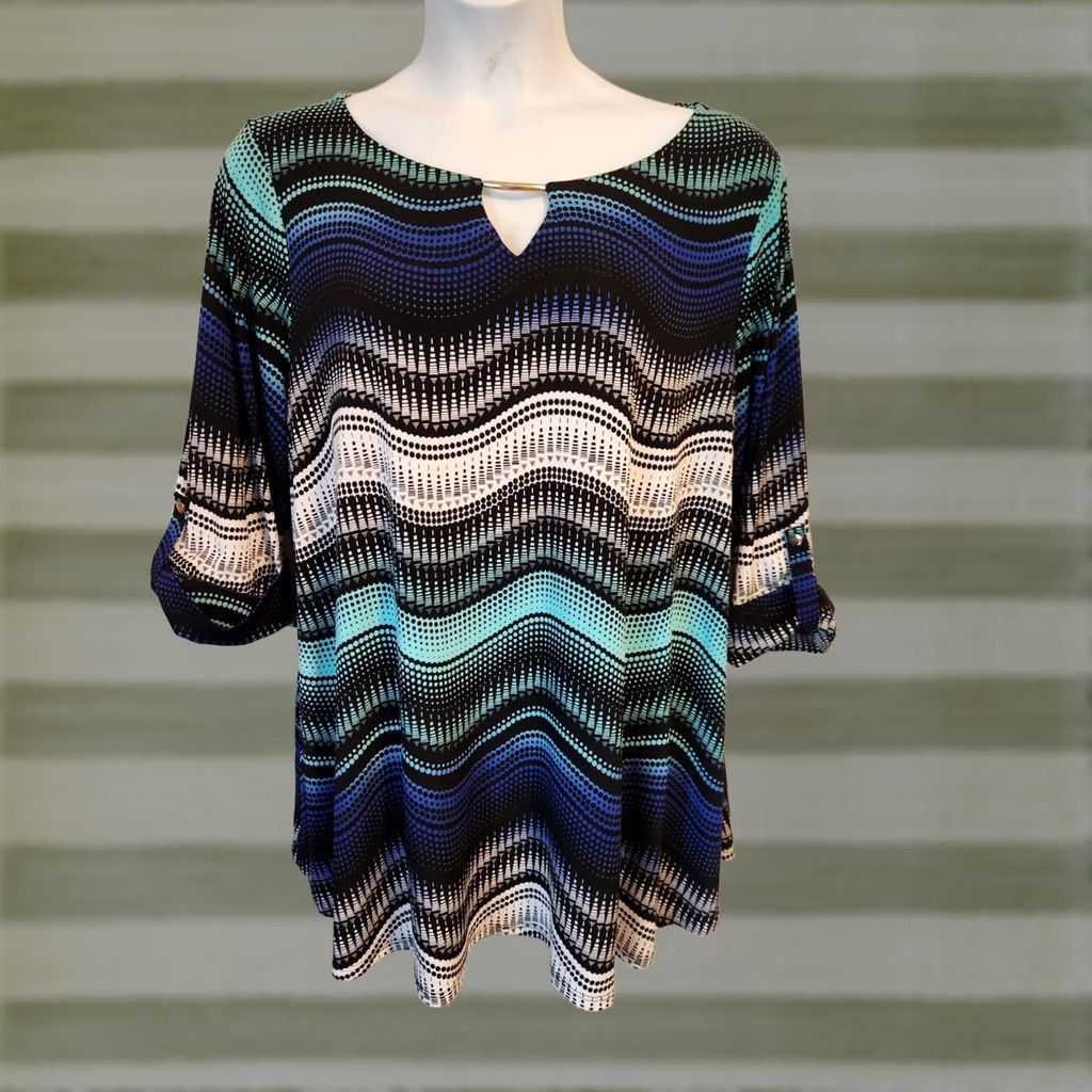 Avenue Avenue Tunic Top Blouse 2X Plus Size Multicolor Abstract Wavy Keyhole Trim 3/4 Sleeve Round Neck Shirt Womens Size XXL / US 16-18 / IT 52-54 - 1 Thumbnail