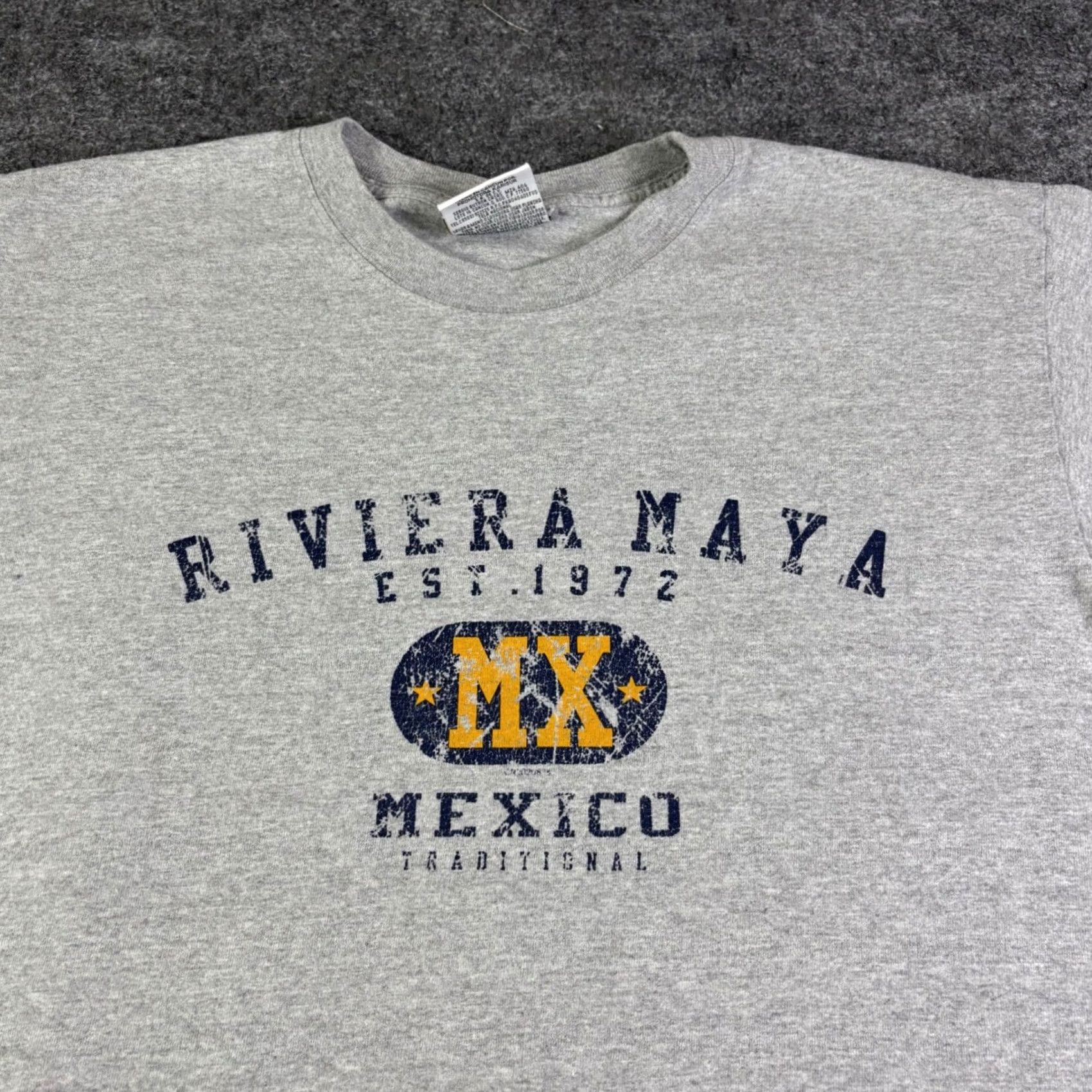 Vintage Caribbean Side T-Shirt Gray Crew Neck Short Sleeve Mens Large Distressed Graphic Print Mexico Caribbean Side Vintage-N/A Size US L / EU 52-54 / 3 - 6 Thumbnail
