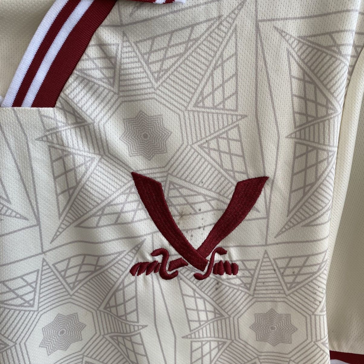 Errea Mens Errea FC Sheffield United 2024-2025 soccer jersey Size US S / EU 44-46 / 1 - 3 Thumbnail