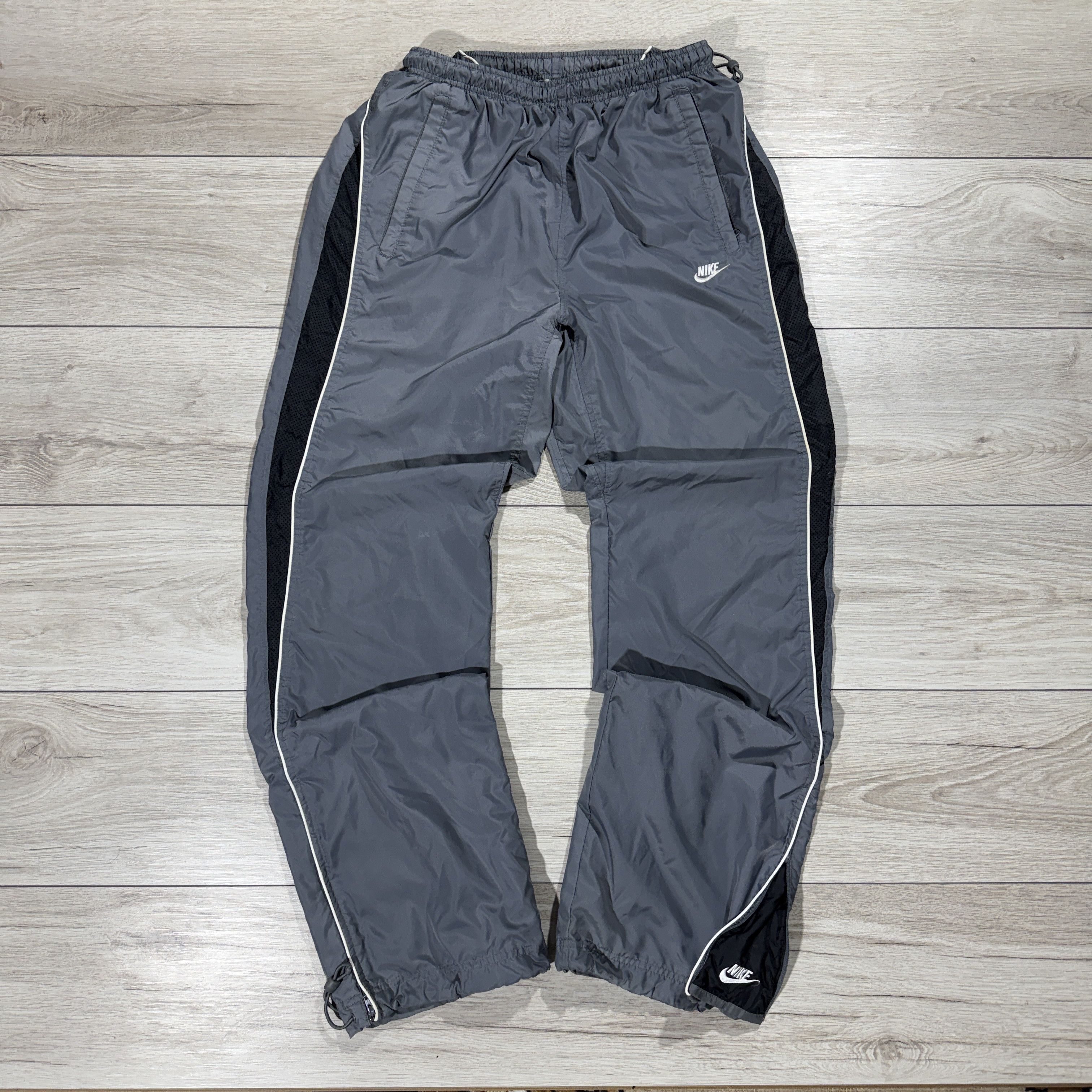 Nike Nylon Vintage Y2K Grey Track Pants Size L