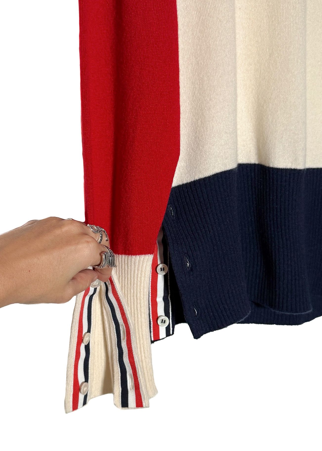 Thom Browne Thom Browne Ivory Colourblock Red Navy Cashmere Sweater Size US XL / EU 56 / 4 - 3 Thumbnail