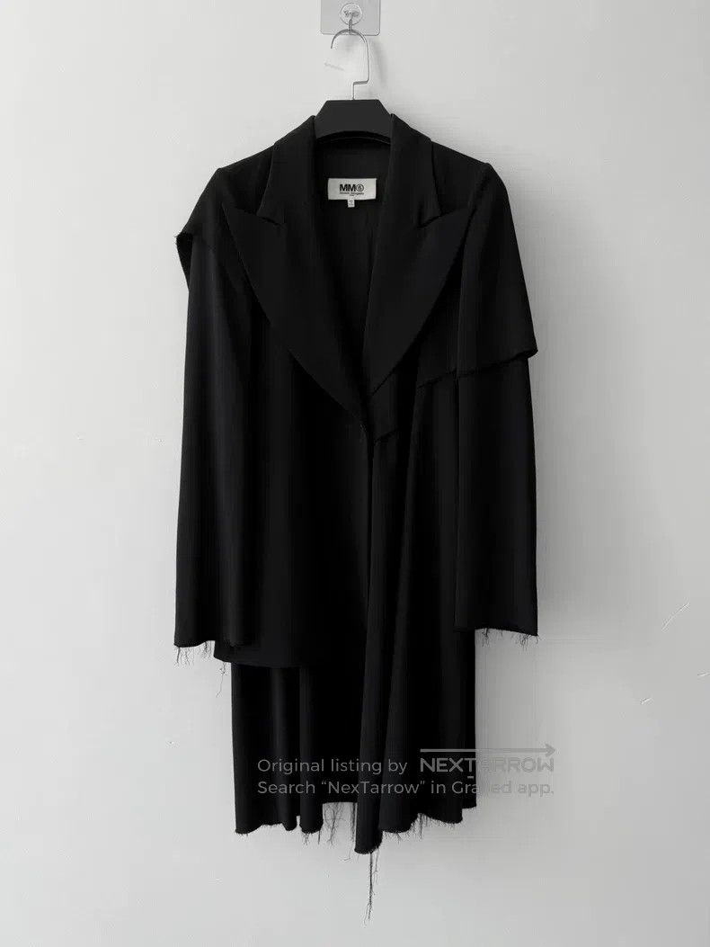 Maison Margiela Maison Margiela Pull the silk to deconstruct the windbreak Size S / US 4 / IT 40 - 1 Thumbnail