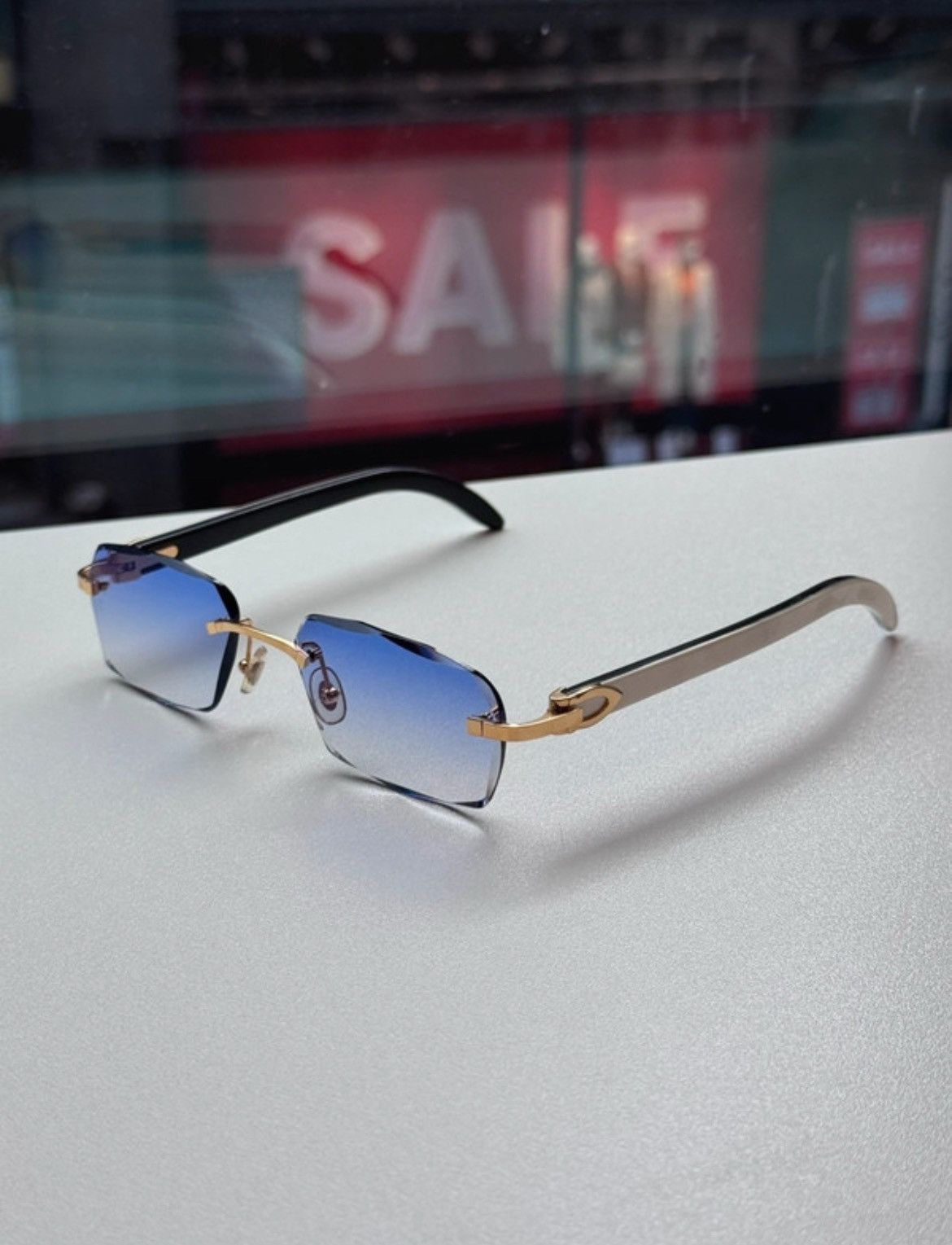 Cartier White Buff Size ONE SIZE - 1 Thumbnail