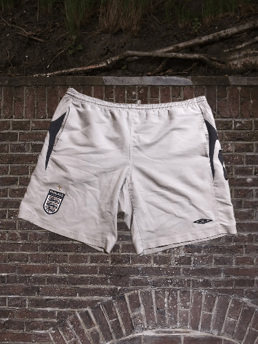 Umbro Umbro Vintage Sport Shorts England Size US 38 / EU 54 - 1 Thumbnail