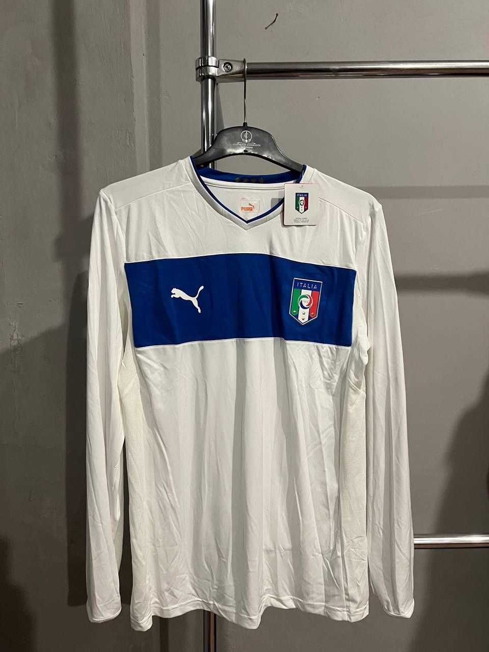 Puma NEW 2012/13 ITALY(ITALIA) TEAM AWAY SOCCER JERSEY SHIRT S Size US S / EU 44-46 / 1 - 2 Thumbnail