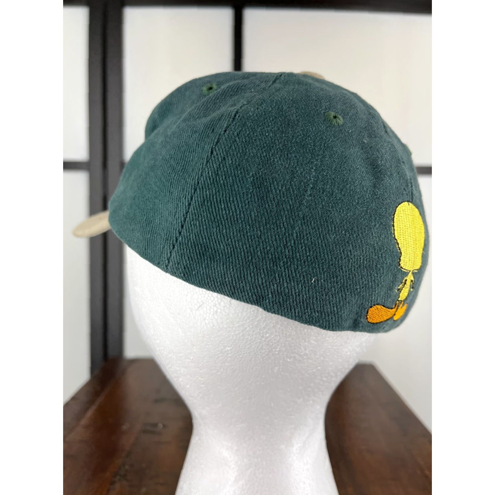 Vintage Warner Brothers Hat Fitted Adult Small Tweety Bird Green Beige USA 1991 Size ONE SIZE - 5 Thumbnail