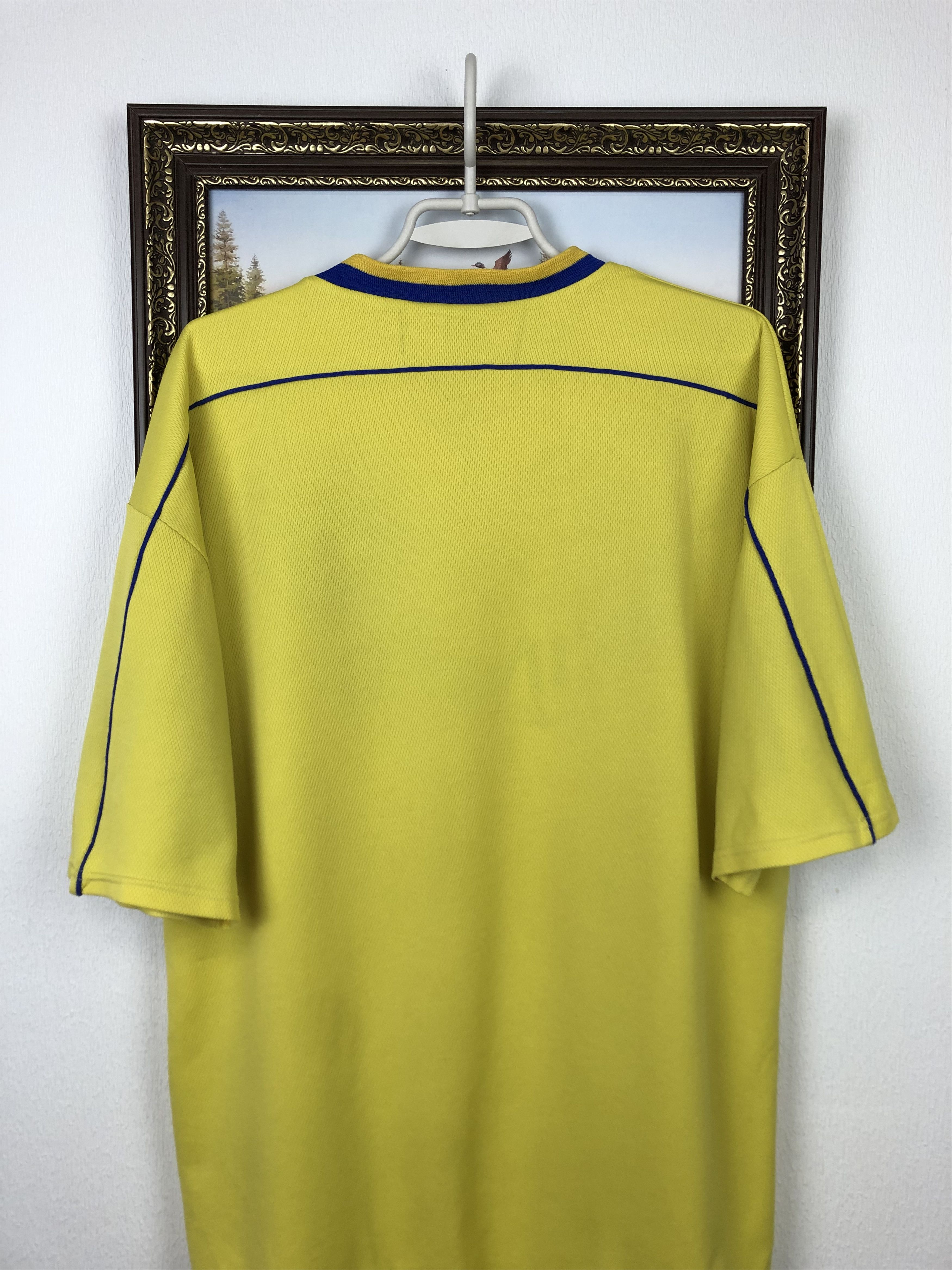 Vintage Canvey Island football shirt 2000 Soccer Jersey Tee Hype Size US L / EU 52-54 / 3 - 12 Thumbnail