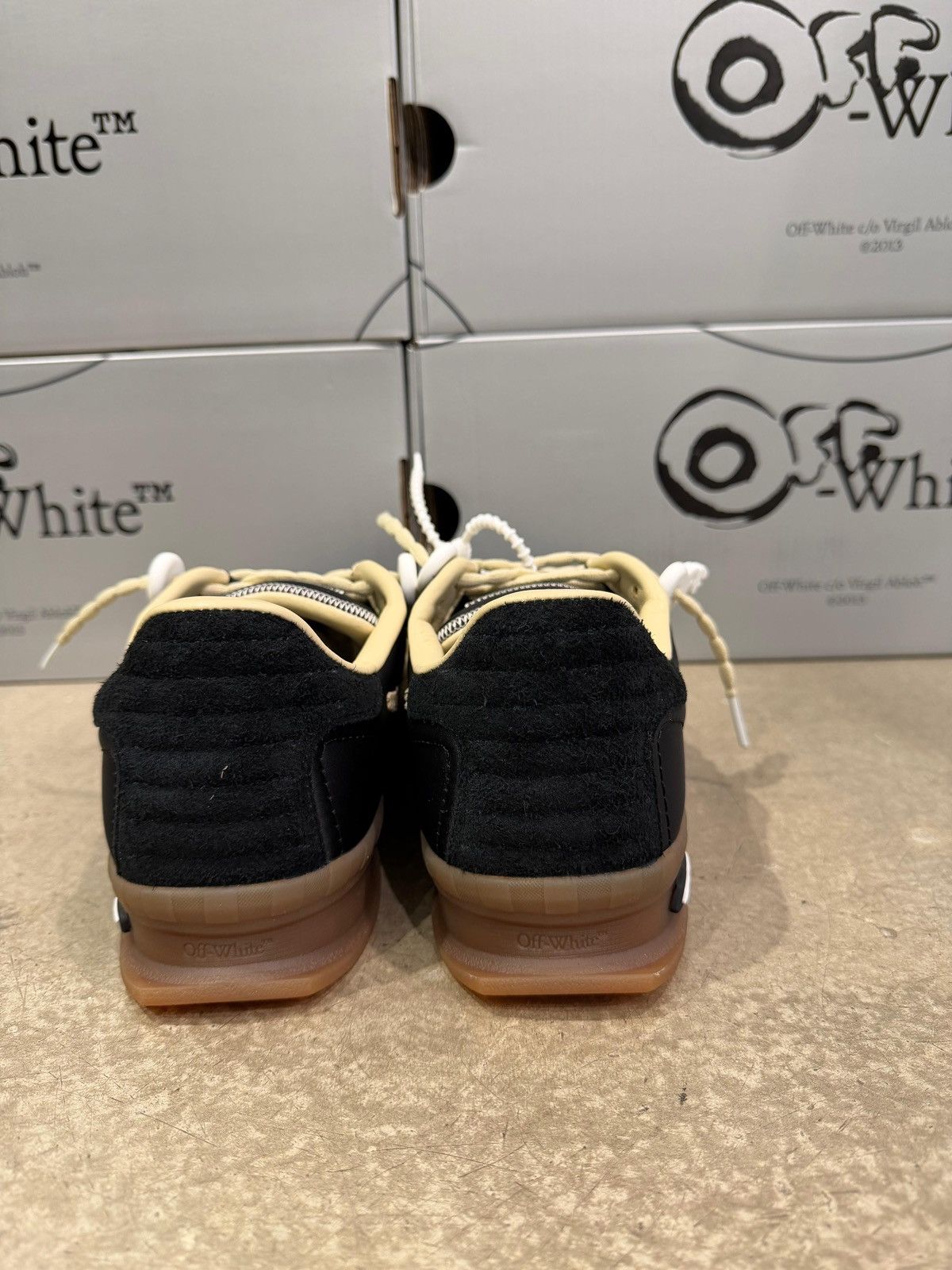 Off-White OFF-WHITE - New Slim Sneaker Black Beige Size US 9 / EU 42 - 2 Thumbnail