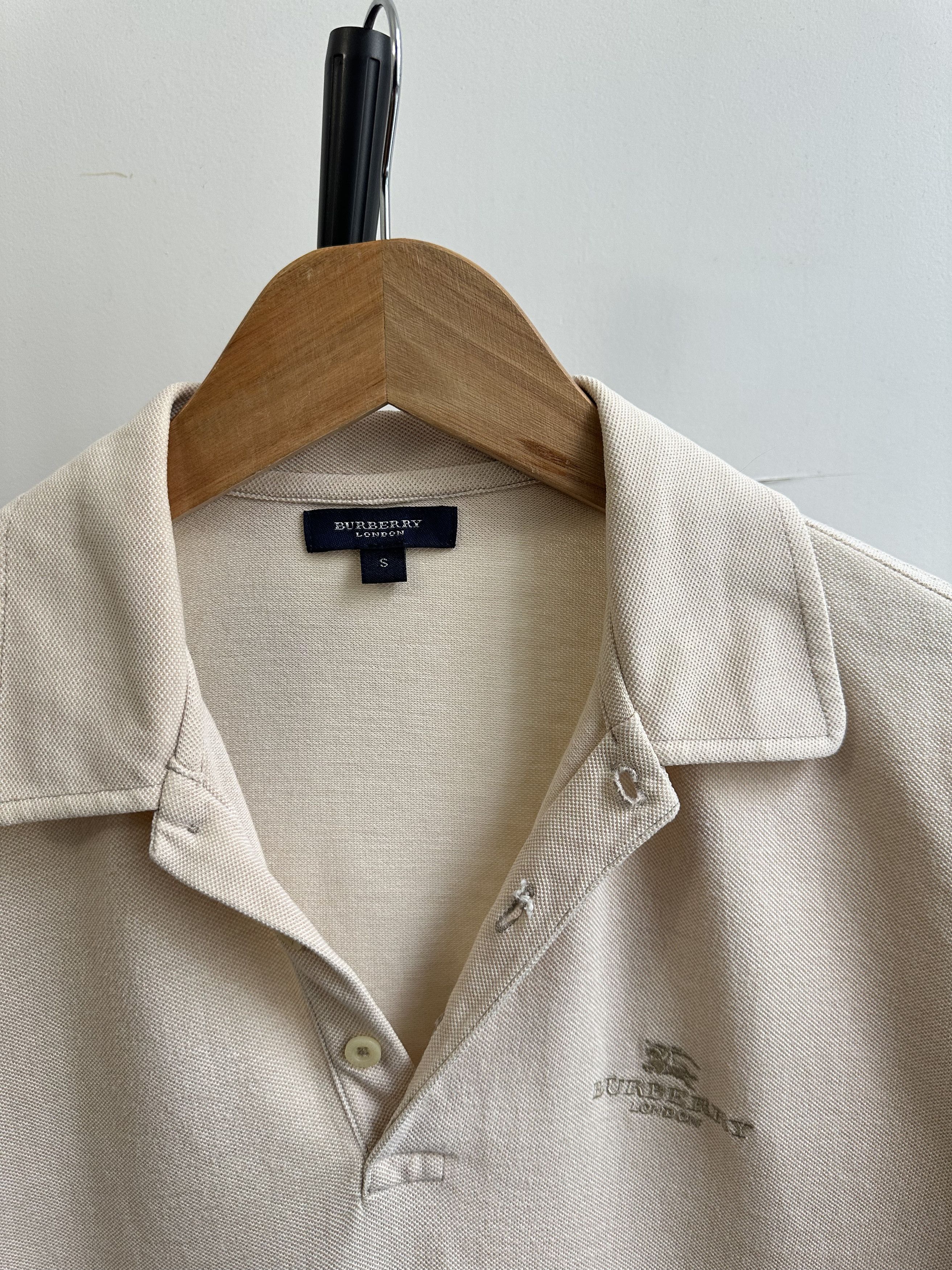 Burberry Burberry Beige Crop Polo Size M / US 6-8 / IT 42-44 - 3 Thumbnail