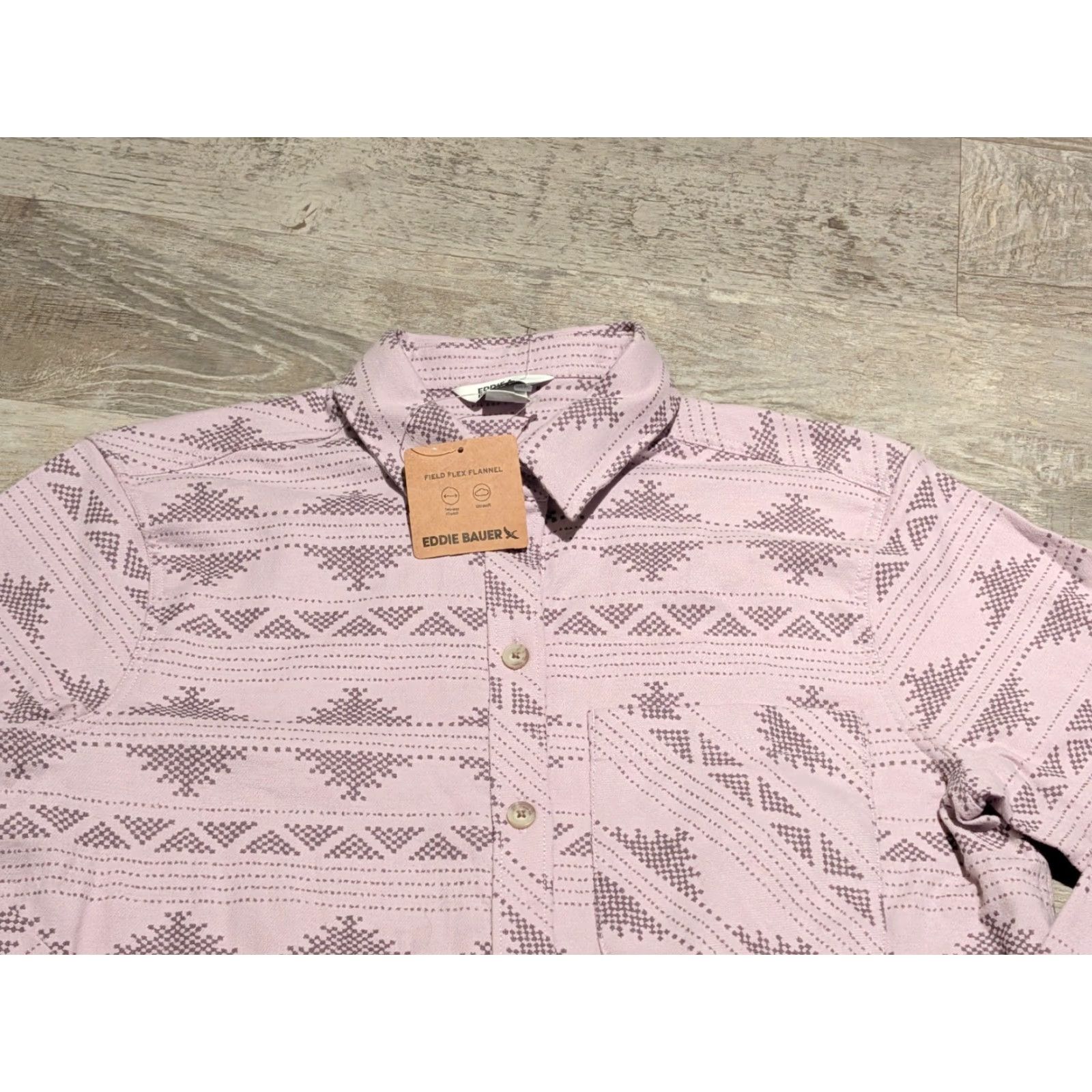 Eddie Bauer NWT Eddie Bauer Women's Field Flex Flannel Shirt Small Light Violet Aztec Plaid Button-Up Casual, Travel, Workwear Womens Small Violet Shirt Size S / US 4 / IT 40 - 3 Thumbnail
