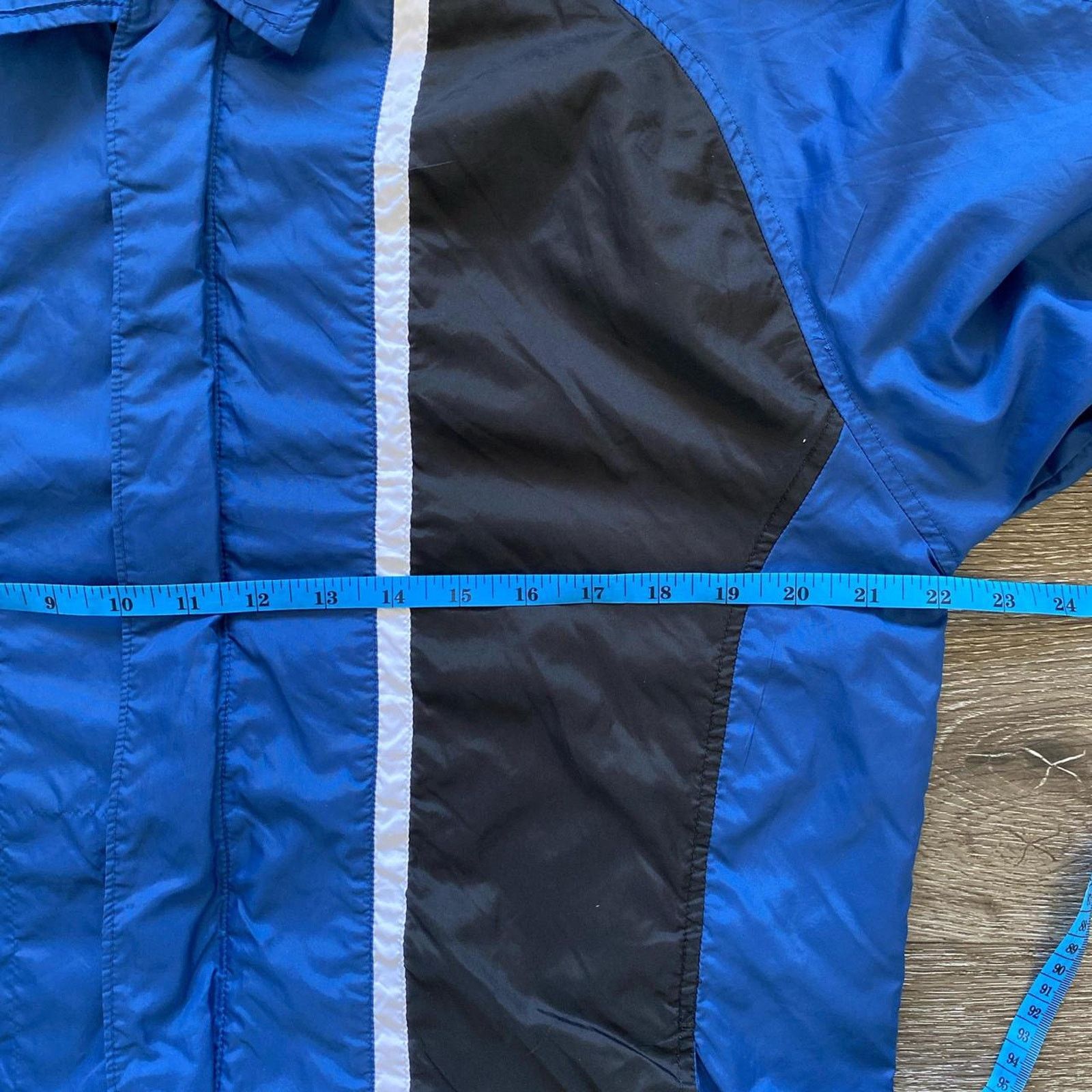 Nike Vintage 90s Nike Windbreaker Size US L / EU 52-54 / 3 - 7 Thumbnail