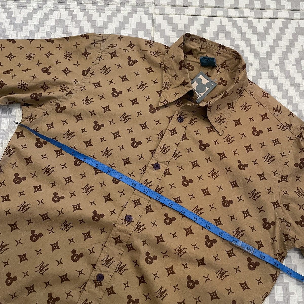 Mickey Unlimited Vintage mickey unlimited louis vuitton monogram design shirt Size US L / EU 52-54 / 3 - 9 Thumbnail