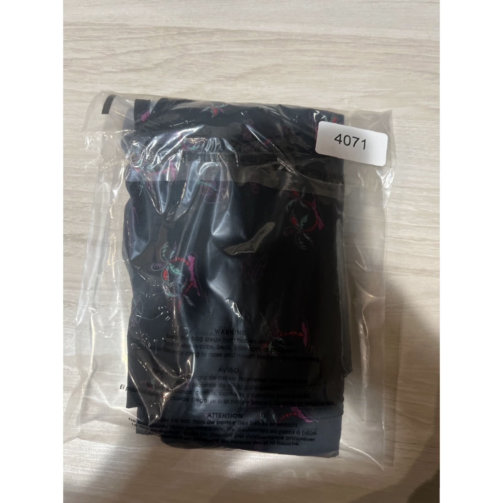 Oakley Oakley Board Shorts Mens 36 Gray Swim Trunks Surf Palm Trees Beach Outdoor Breathable Pockets Drawstring Lightweight Polyester Size US 36 / EU 52 - 4 Thumbnail