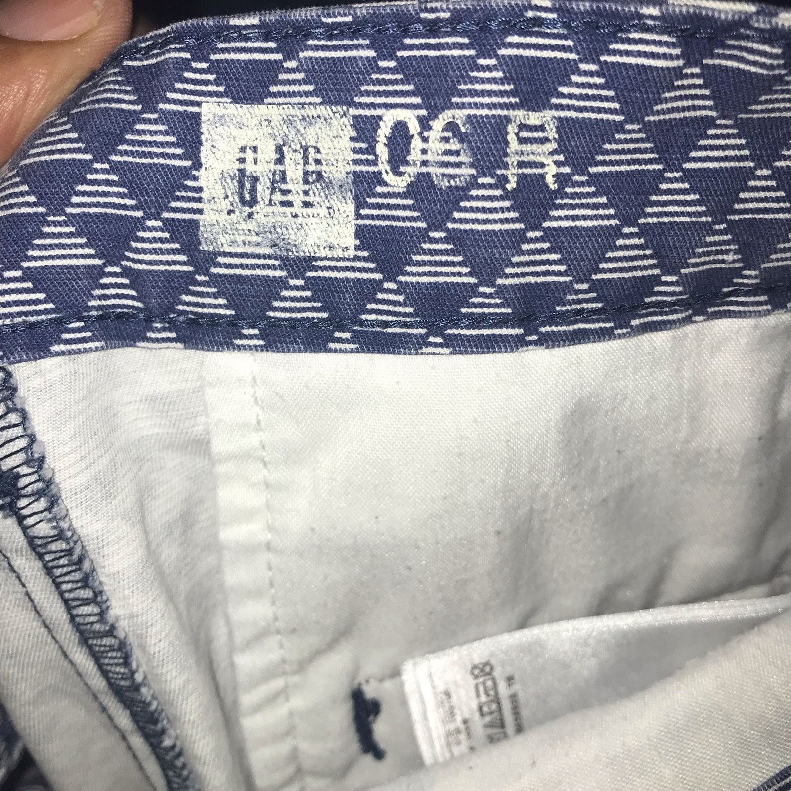 Gap GAP Summer Shorts Women's 6 RN# 54023 Size 28" / US 6 / IT 42 - 3 Thumbnail