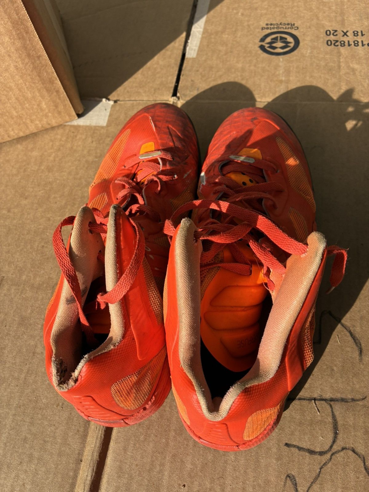 Nike Nike Zoom Hyperfuse Basketball Sneakers Orange 469757-800 Size US 11.5 / EU 44-45 - 4 Thumbnail