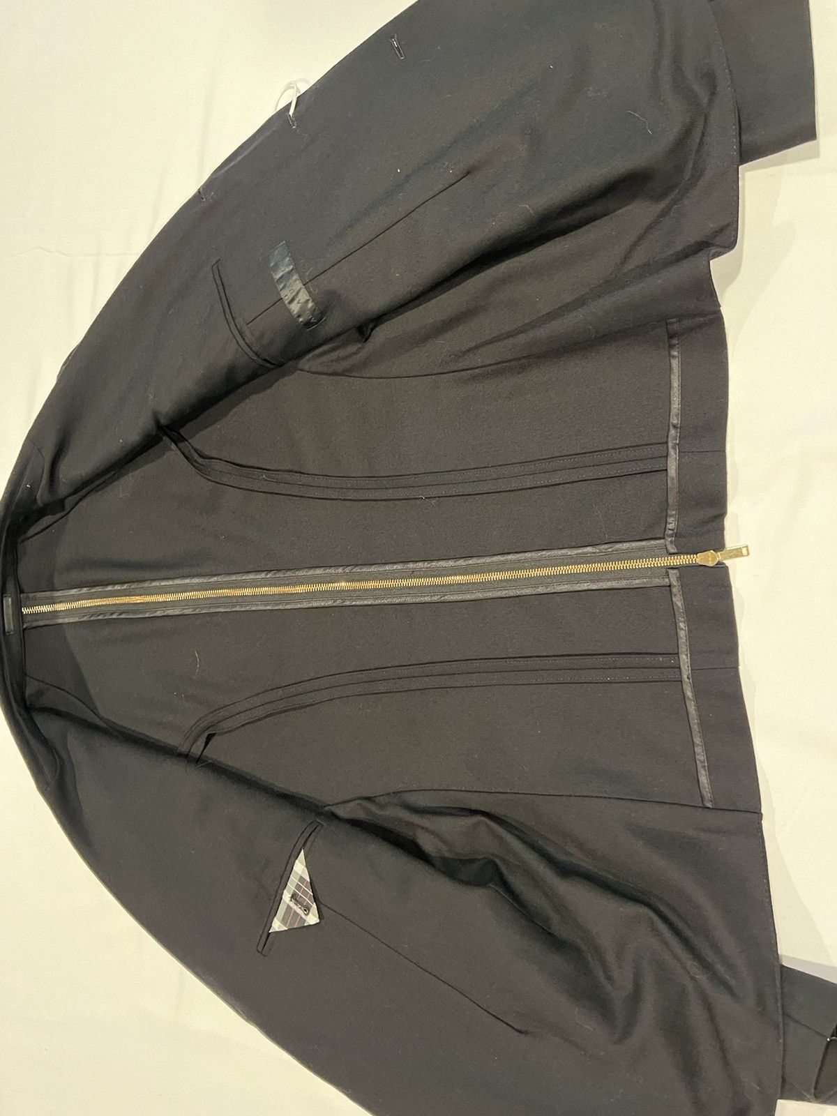 Alexander McQueen Alexander McQueen zip back blazer. 54/L. $3150 Size 44R - 2 Thumbnail