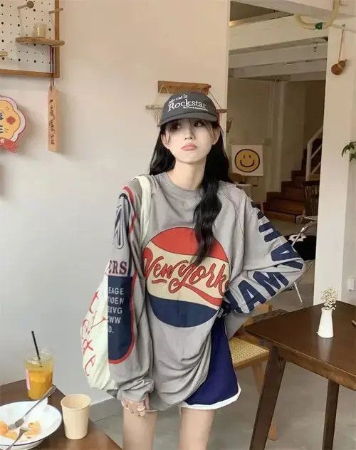 Designer × Vintage Deeptown Vintage Oversized Long Sleeve T Shirt for Women Size L / US 10 / IT 46 - 1 Thumbnail