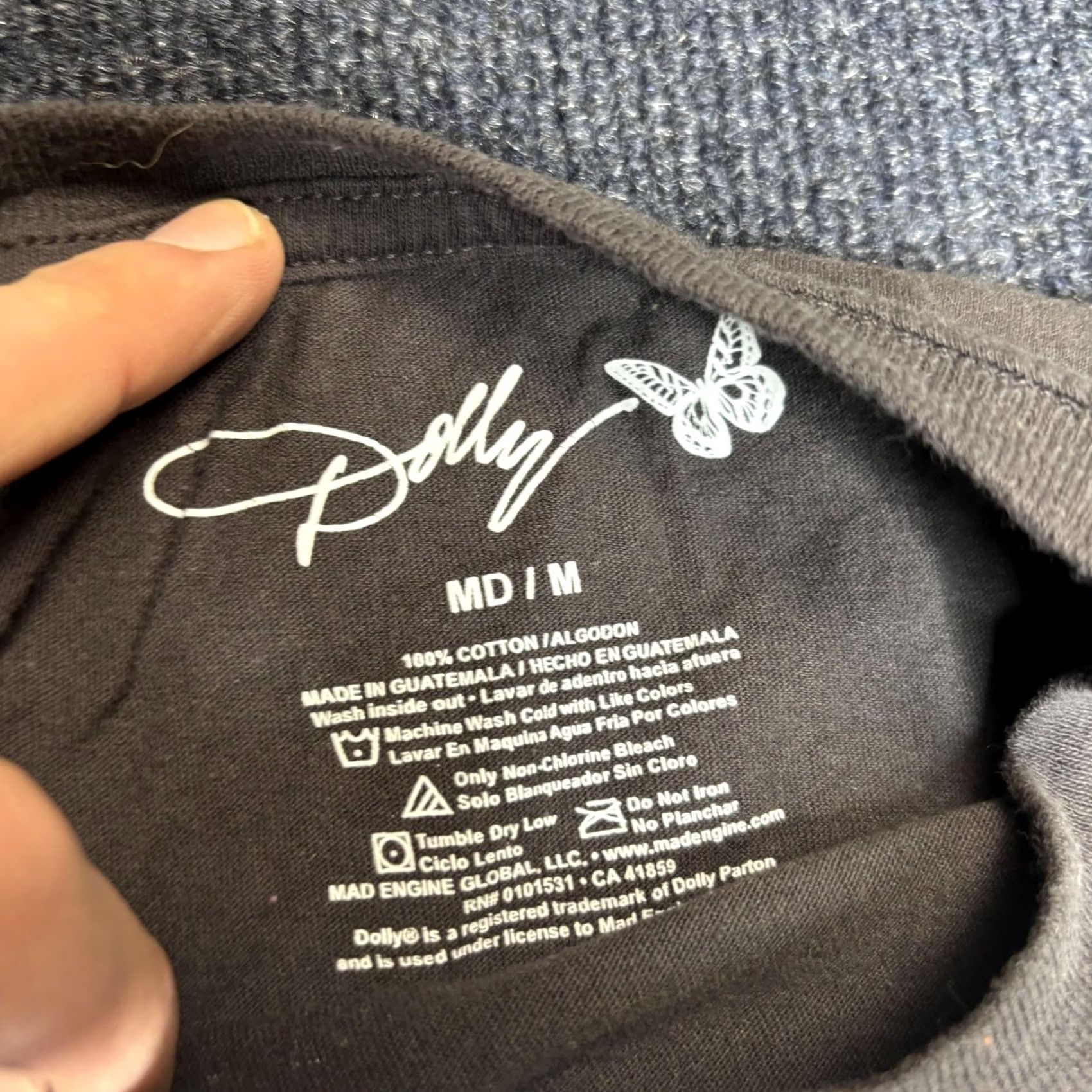Vintage VINTAGE? No. Dolly Parton Shirt Womens Medium Black Graphic Quote Flowers Butterfly Music Size M / US 6-8 / IT 42-44 - 3 Thumbnail